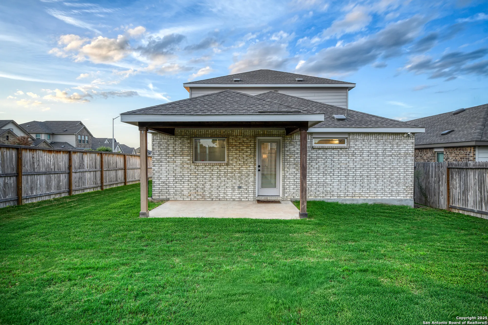 Property Slideshow image 40 of 46 | 2069 flametree ave, New Braunfels, TX, 78132