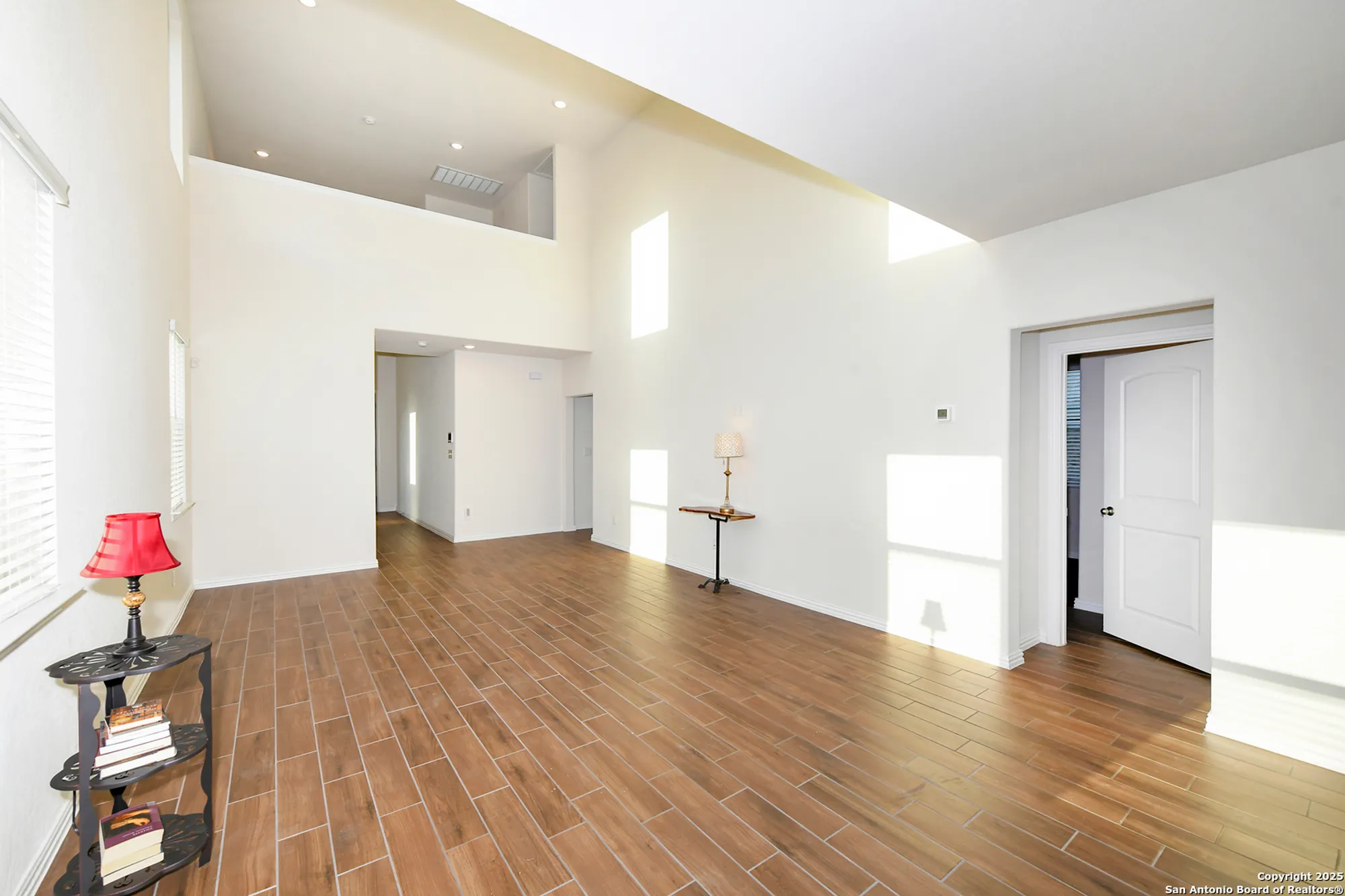 Property Slideshow image 19 of 46 | 2069 flametree ave, New Braunfels, TX, 78132