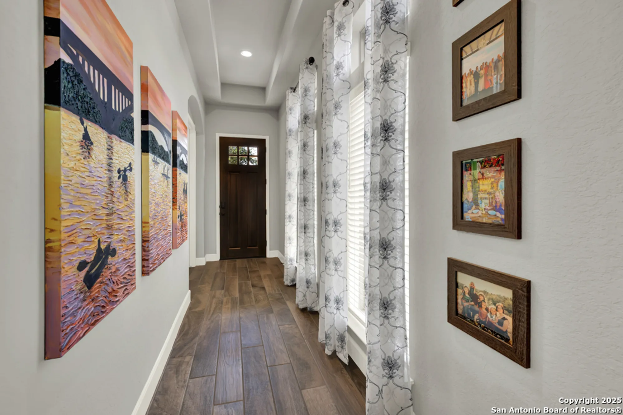 Property Slideshow image 4 of 33 | 432 sweetleaf ln, New Braunfels, TX, 78132