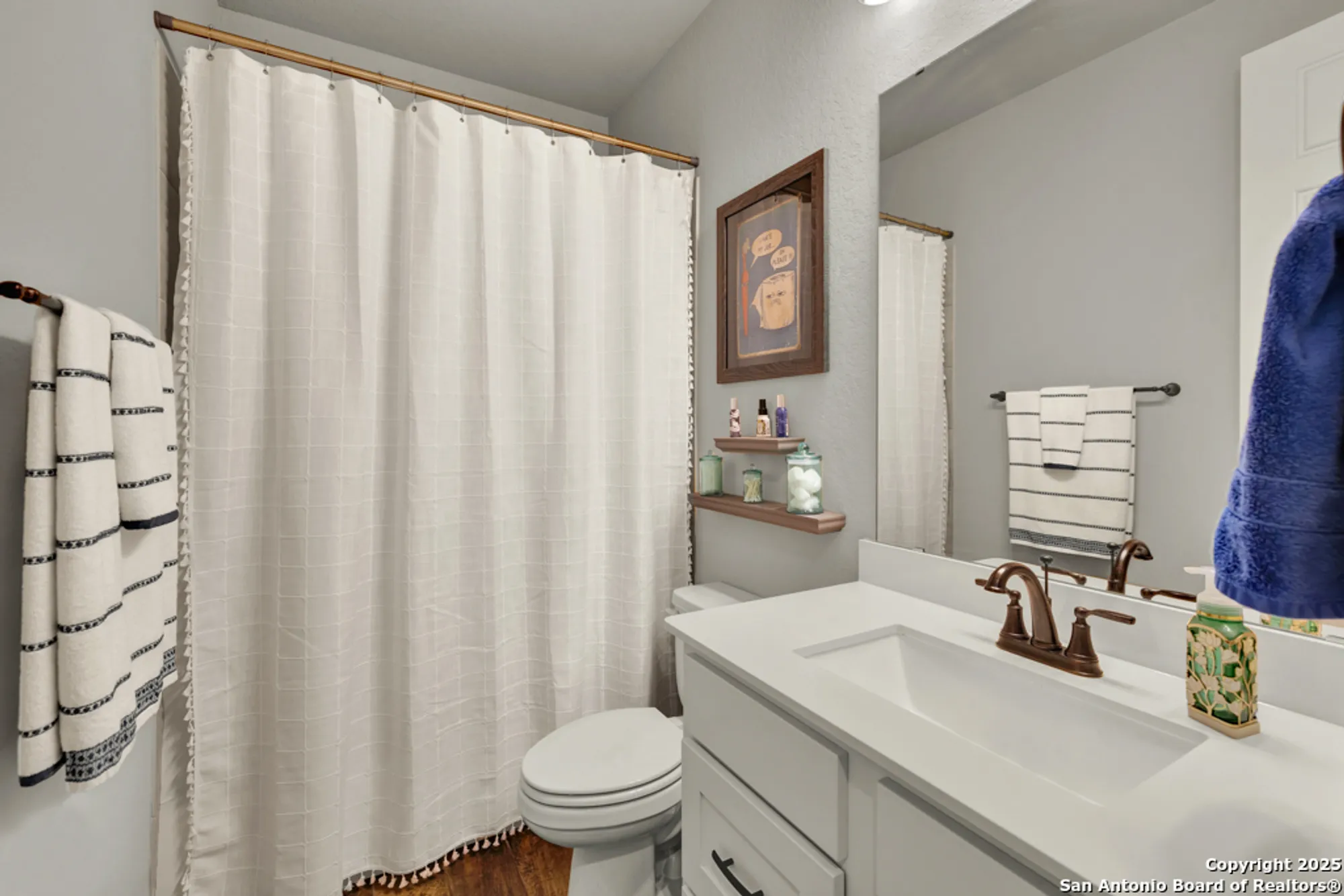 Property Slideshow image 22 of 33 | 432 sweetleaf ln, New Braunfels, TX, 78132