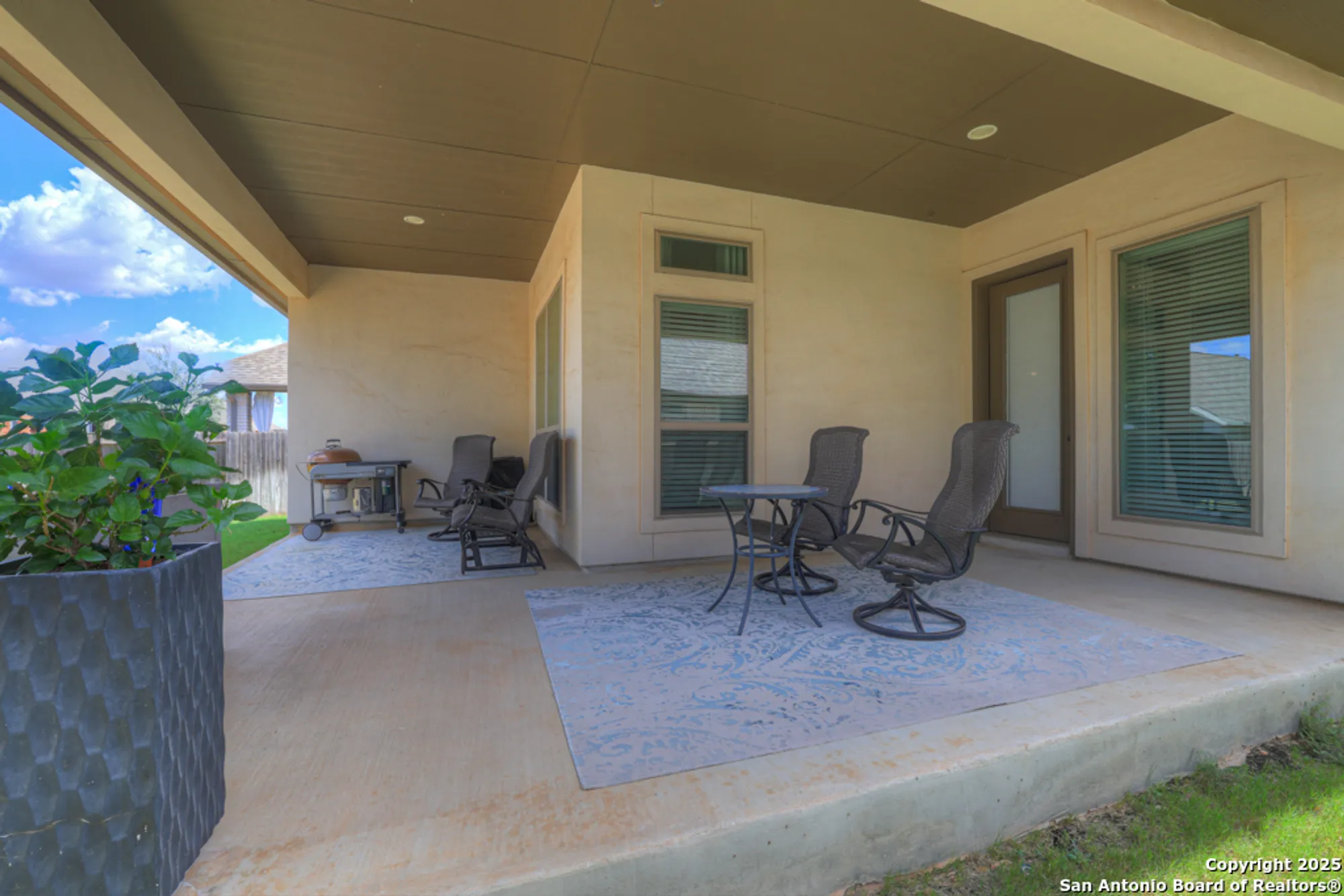 Property Slideshow image 28 of 33 | 432 sweetleaf ln, New Braunfels, TX, 78132