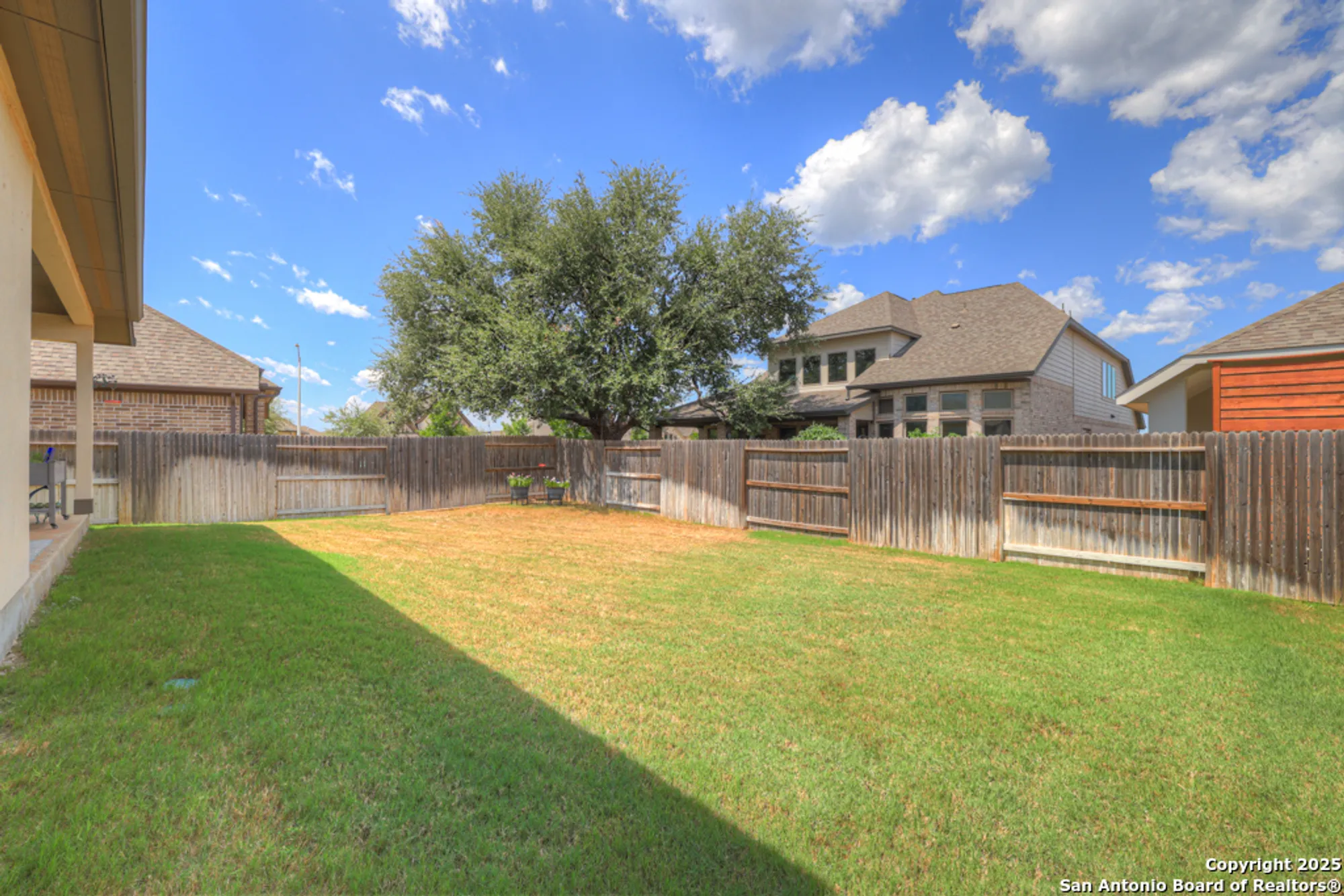 Property Slideshow image 29 of 33 | 432 sweetleaf ln, New Braunfels, TX, 78132