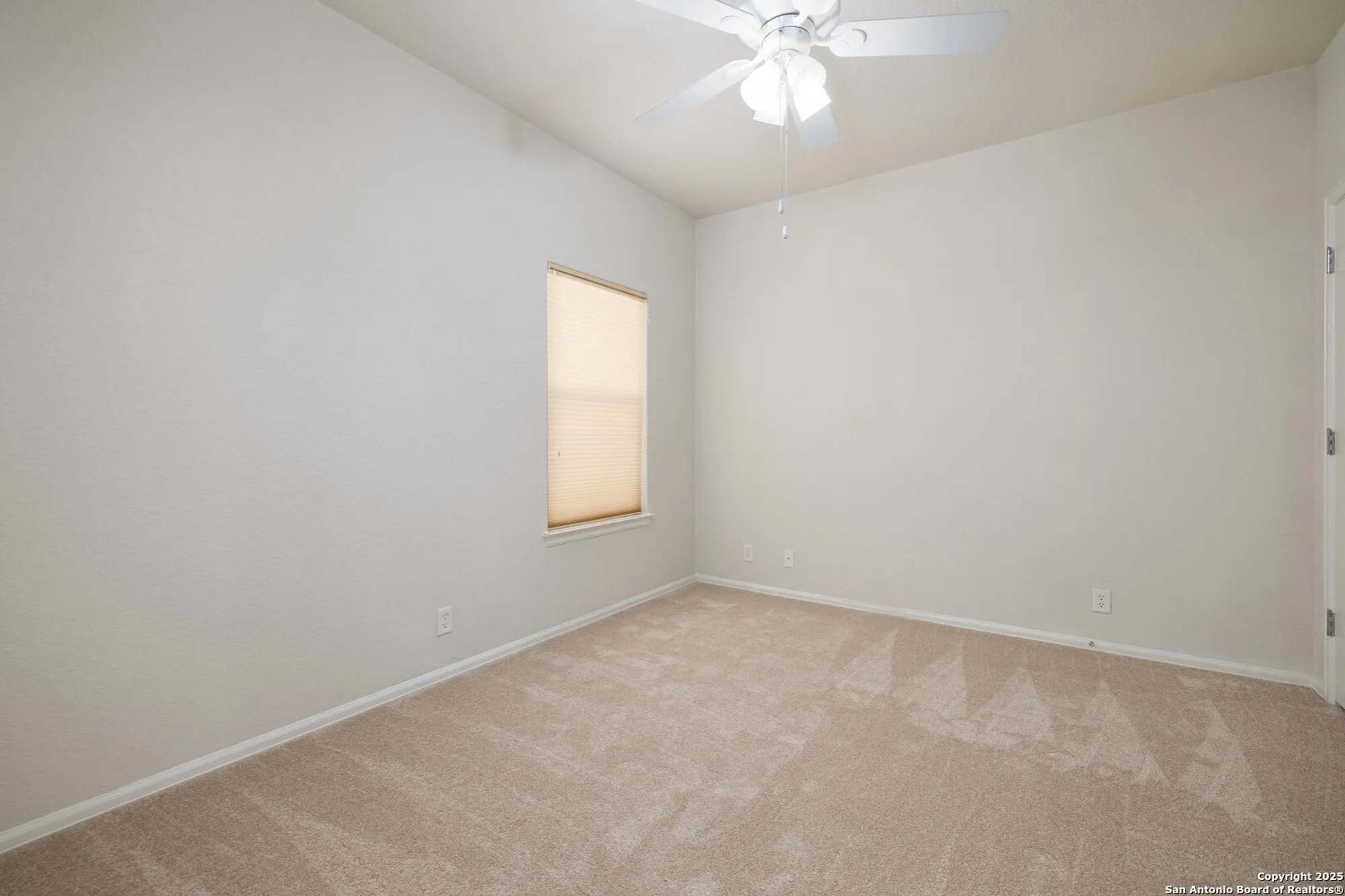 Property Slideshow image 13 of 21 | 12755 cascade hls, San Antonio, TX, 78253