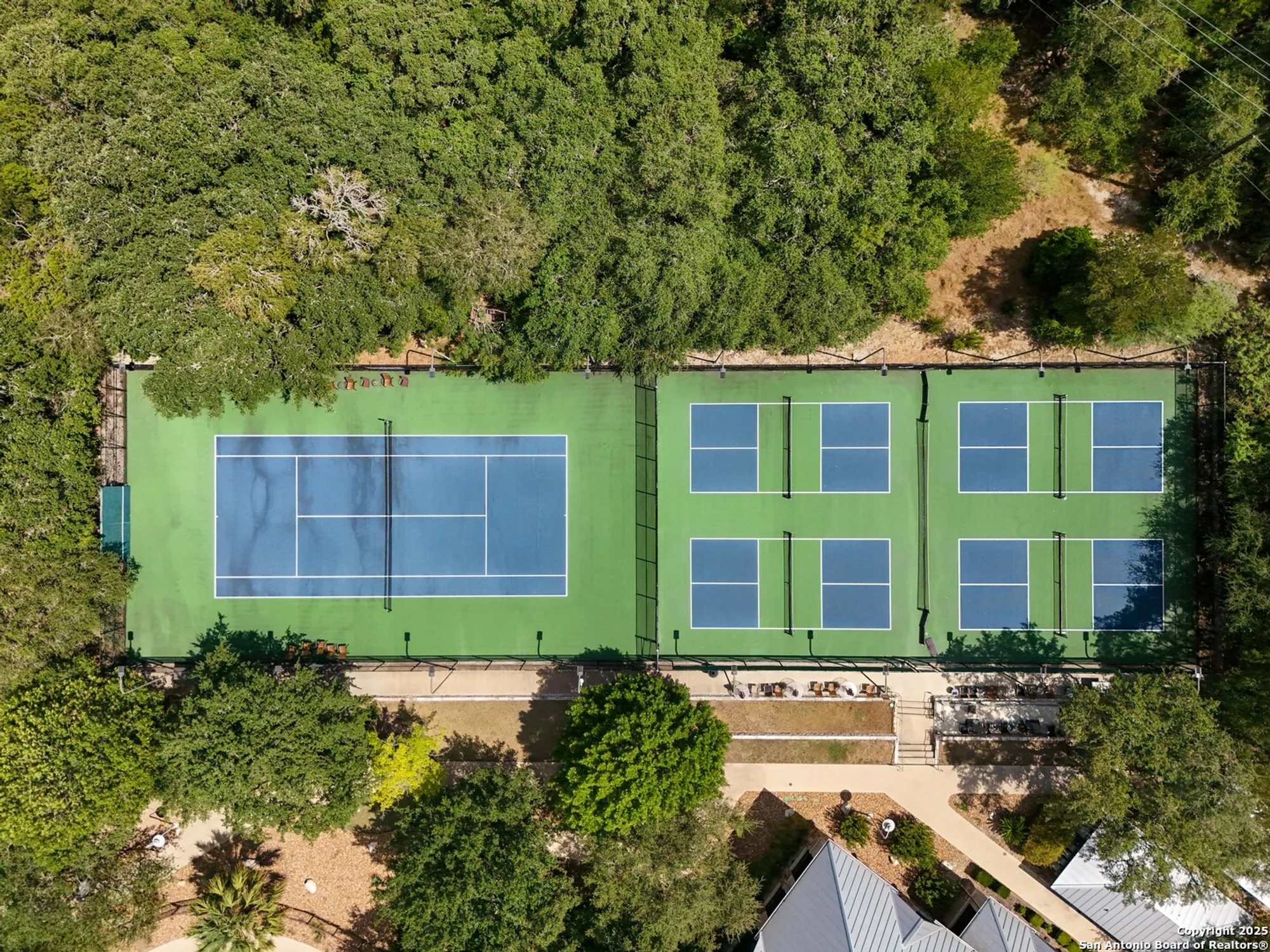 Property Slideshow image 17 of 21 | 12755 cascade hls, San Antonio, TX, 78253