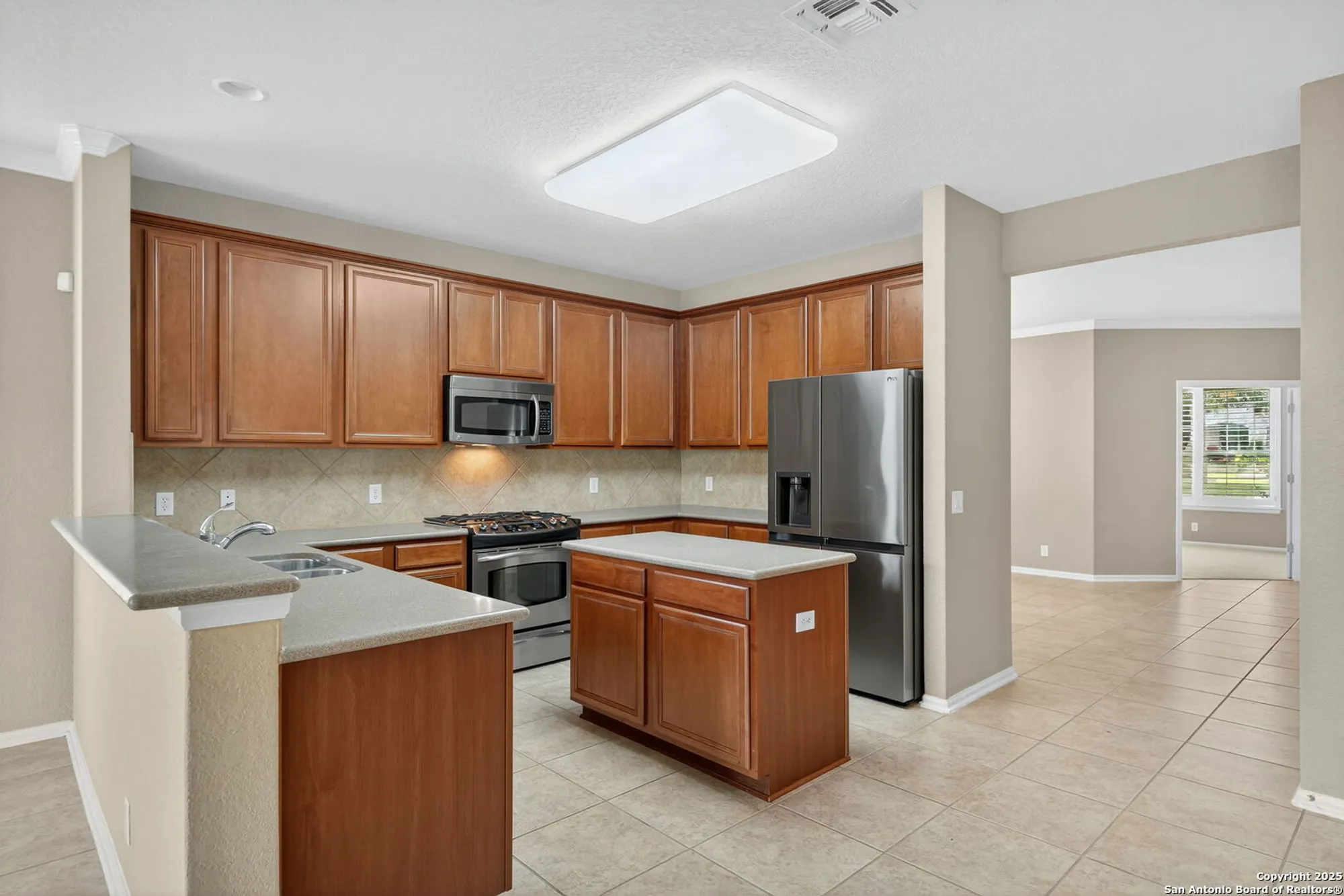 Property Slideshow image 14 of 44 | 4518 fort boggy, San Antonio, TX, 78253