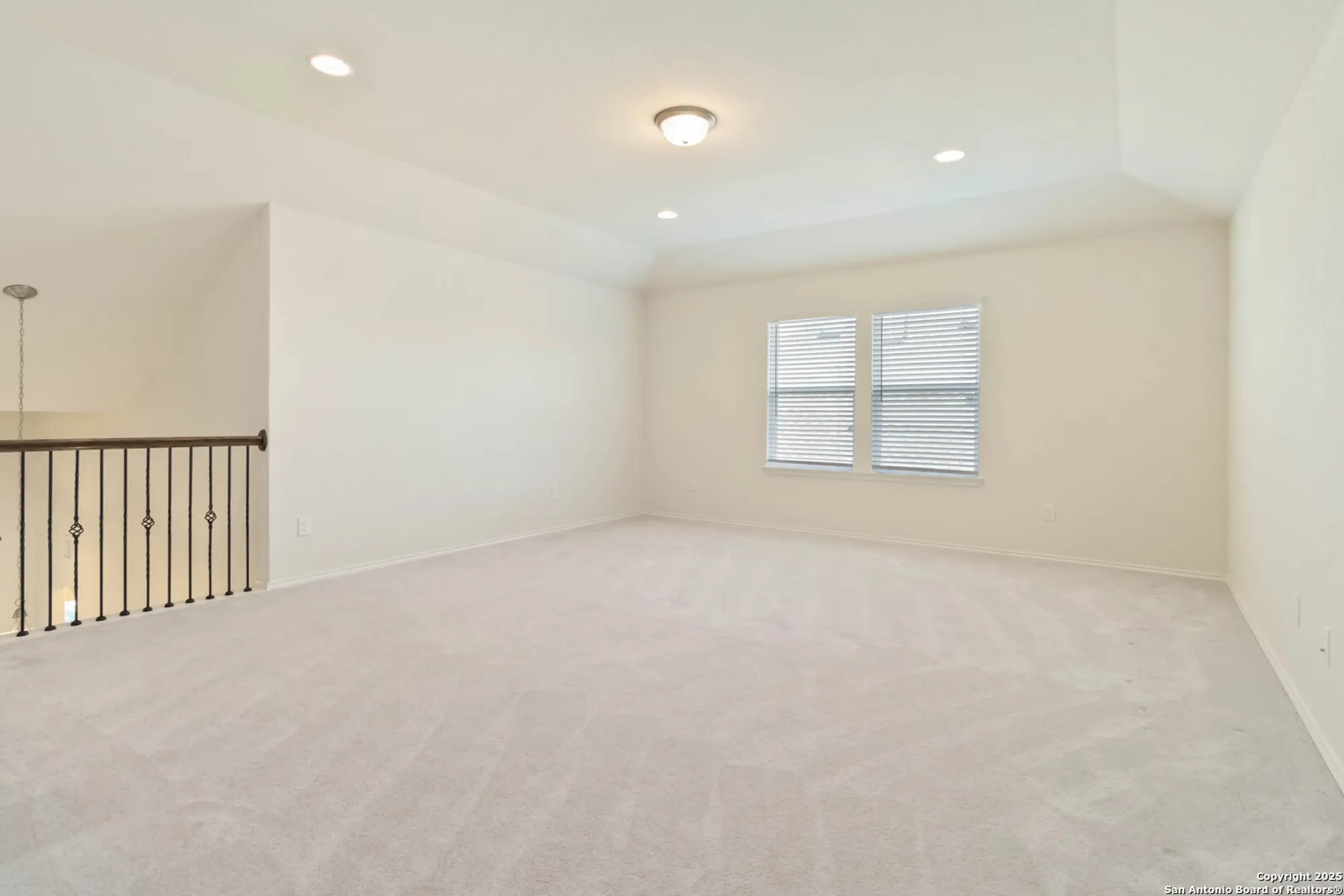 Property Slideshow image 15 of 25 | 2275 oak run pkwy, New Braunfels, TX, 78132