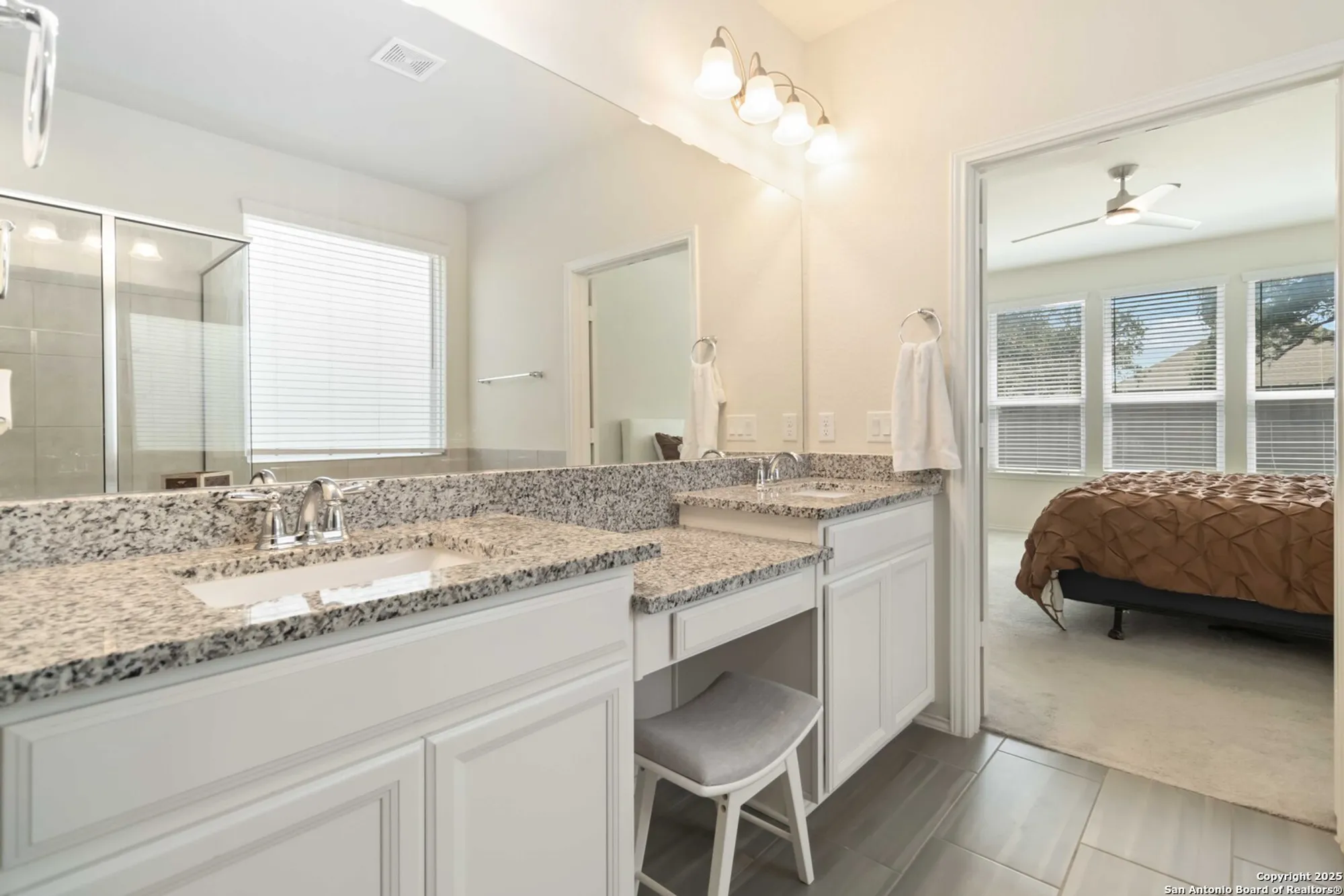 Property Slideshow image 18 of 25 | 2275 oak run pkwy, New Braunfels, TX, 78132