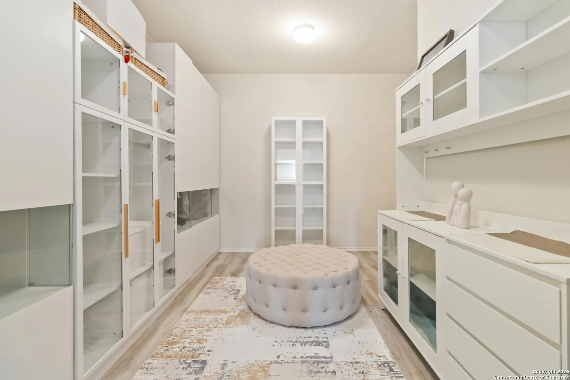 Property Slideshow image 22 of 25 | 2275 oak run pkwy, New Braunfels, TX, 78132