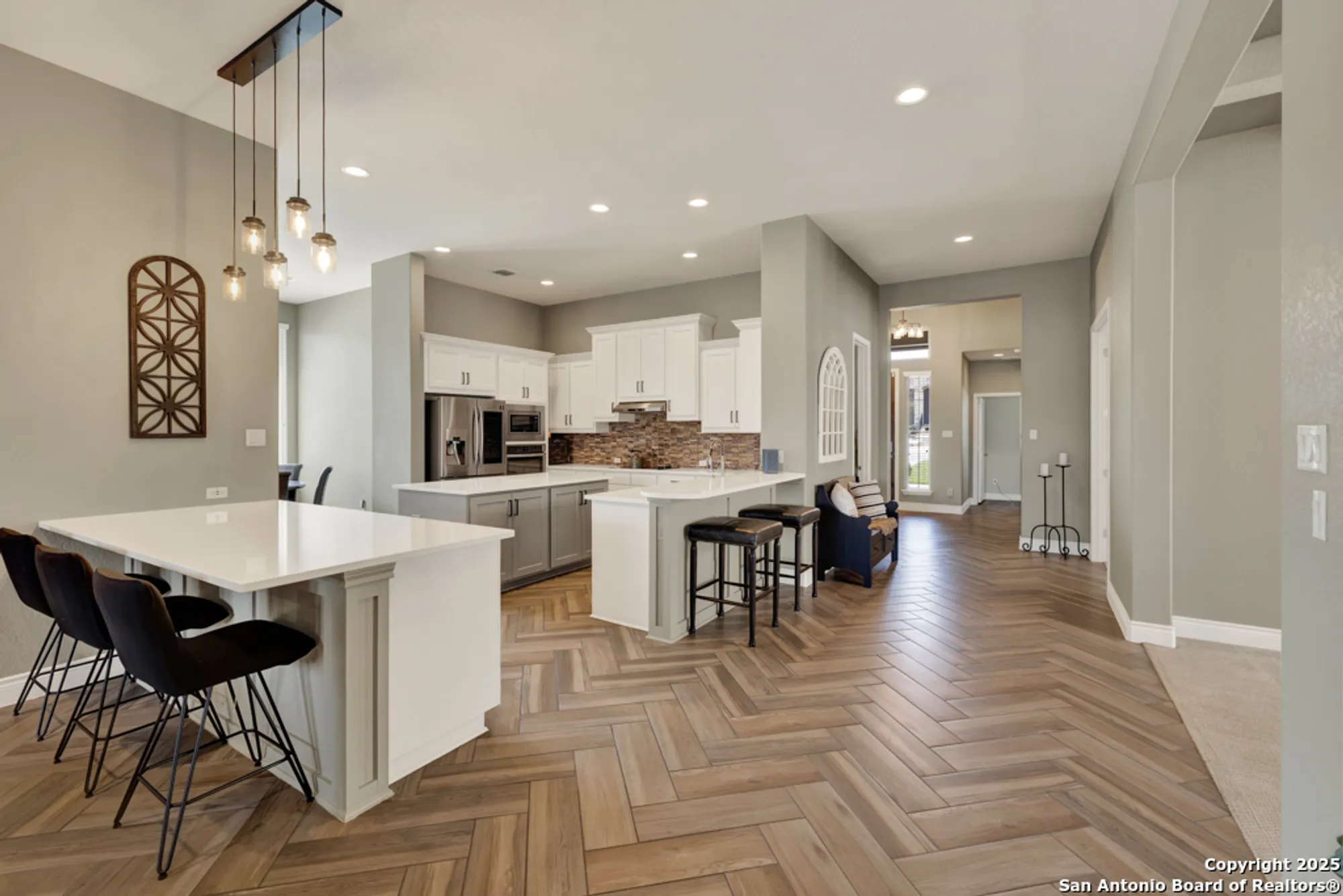 Property Slideshow image 10 of 63 | 1185 nutmeg trl, New Braunfels, TX, 78132