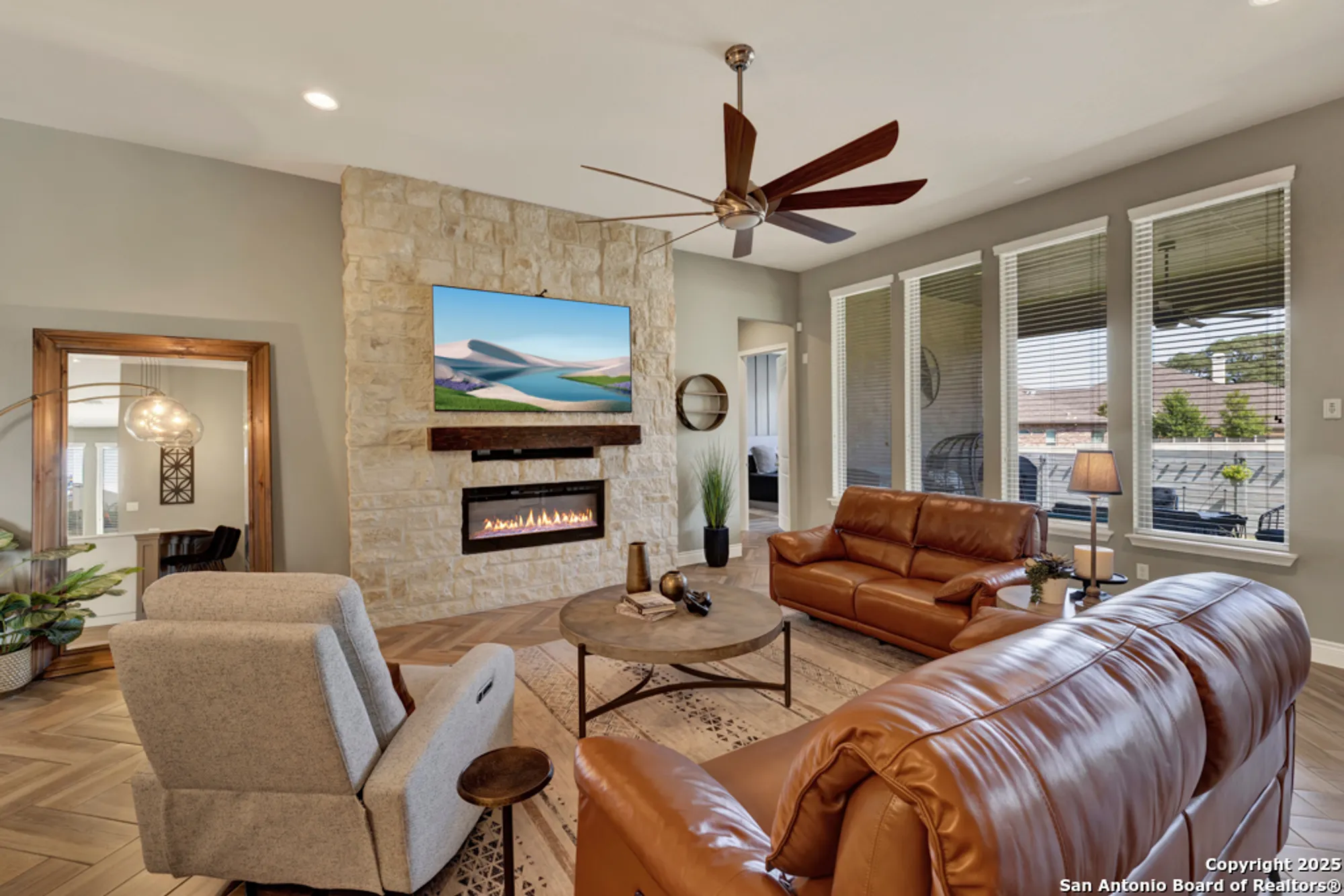 Property Slideshow image 17 of 63 | 1185 nutmeg trl, New Braunfels, TX, 78132