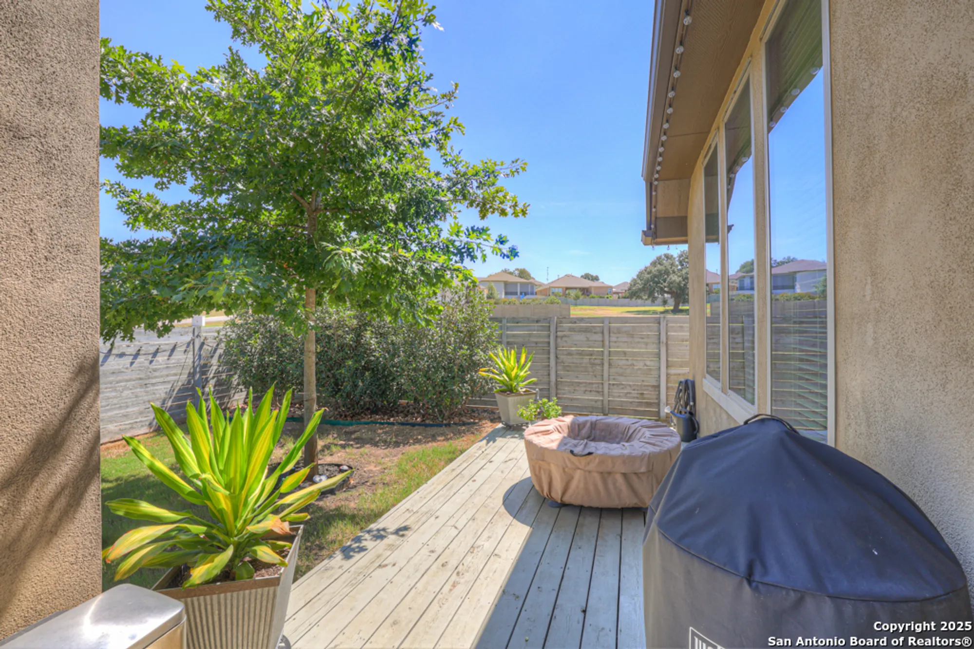 Property Slideshow image 38 of 63 | 1185 nutmeg trl, New Braunfels, TX, 78132