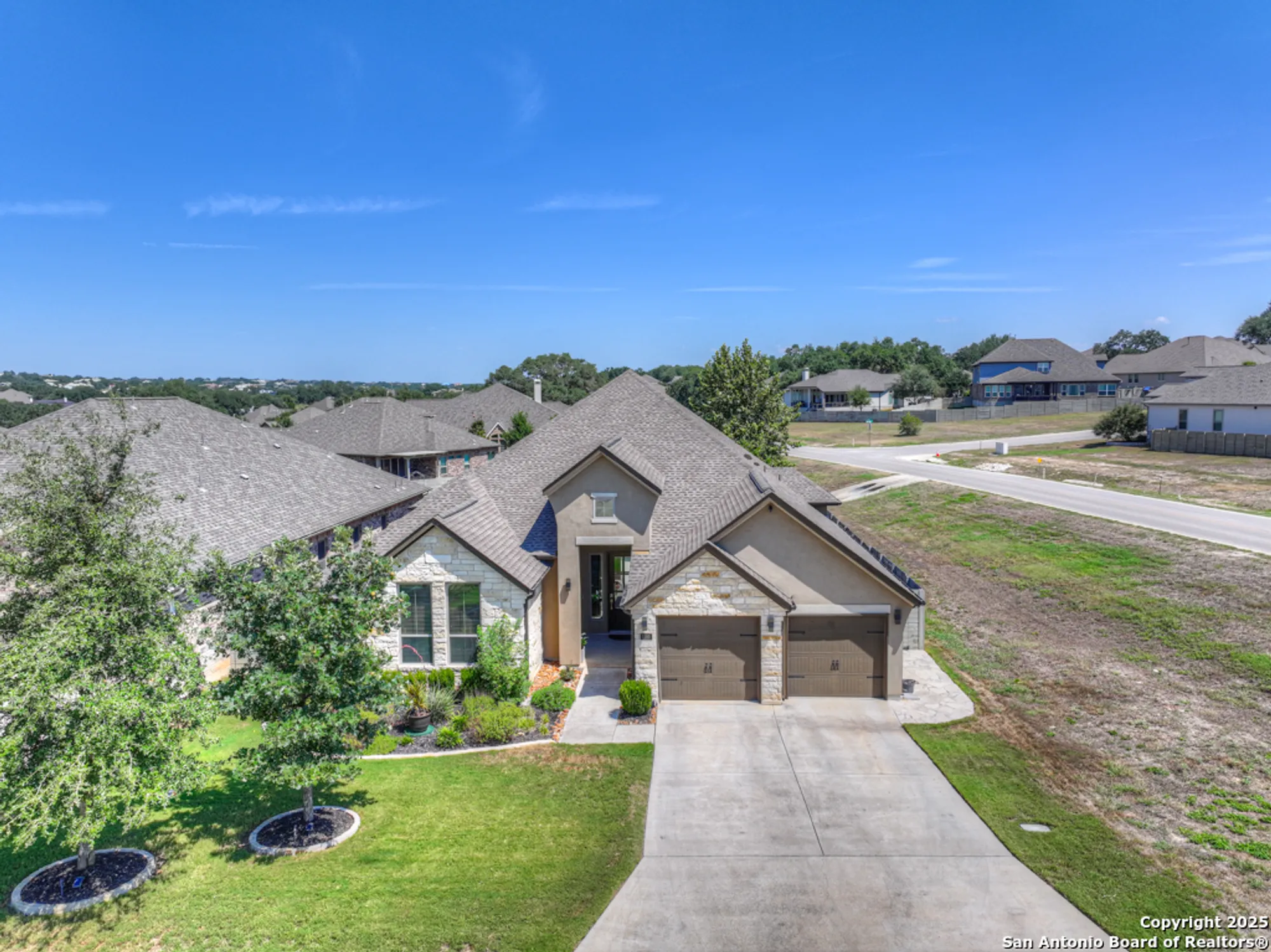 Property Slideshow image 41 of 63 | 1185 nutmeg trl, New Braunfels, TX, 78132