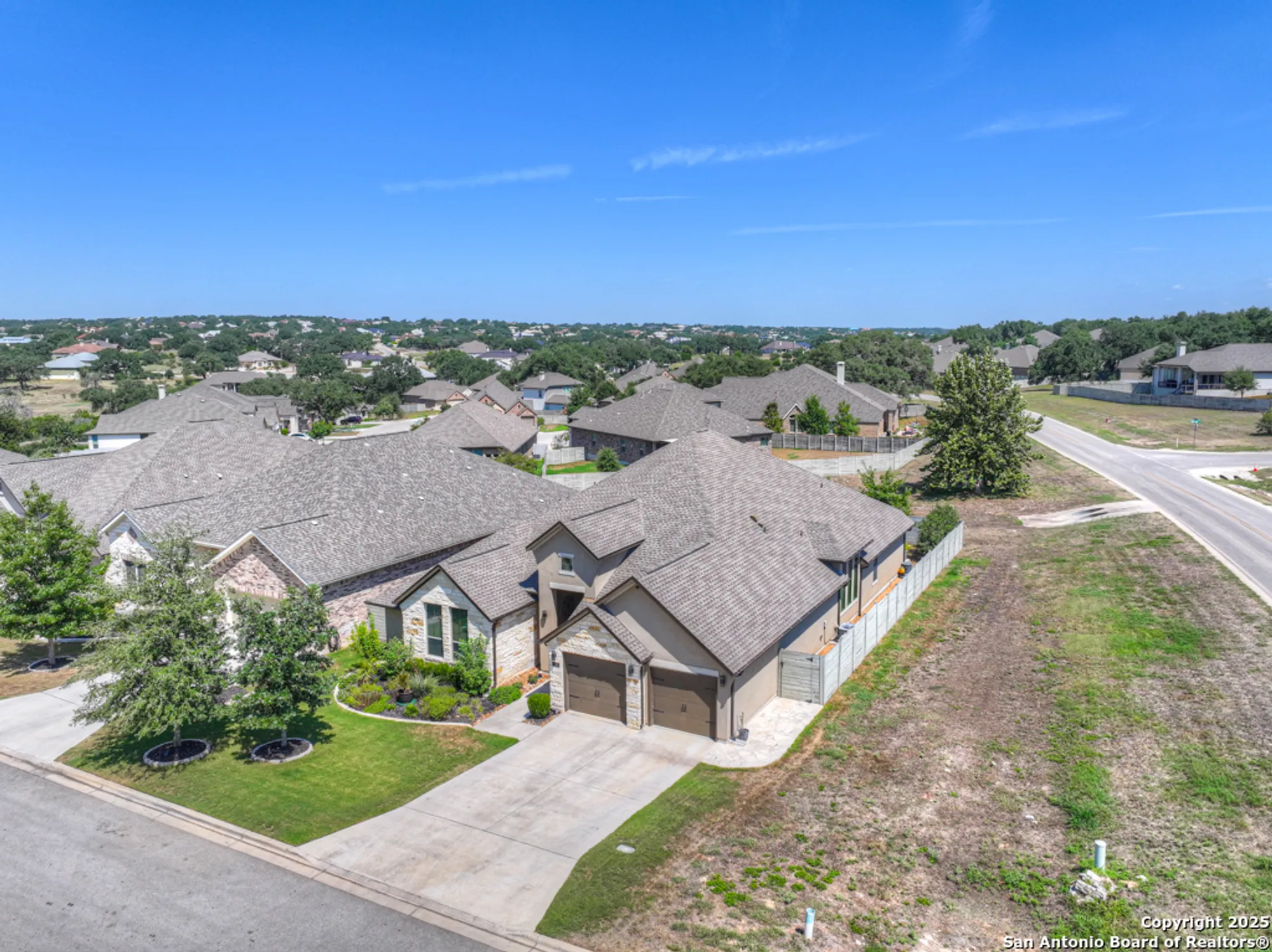 Property Slideshow image 42 of 63 | 1185 nutmeg trl, New Braunfels, TX, 78132