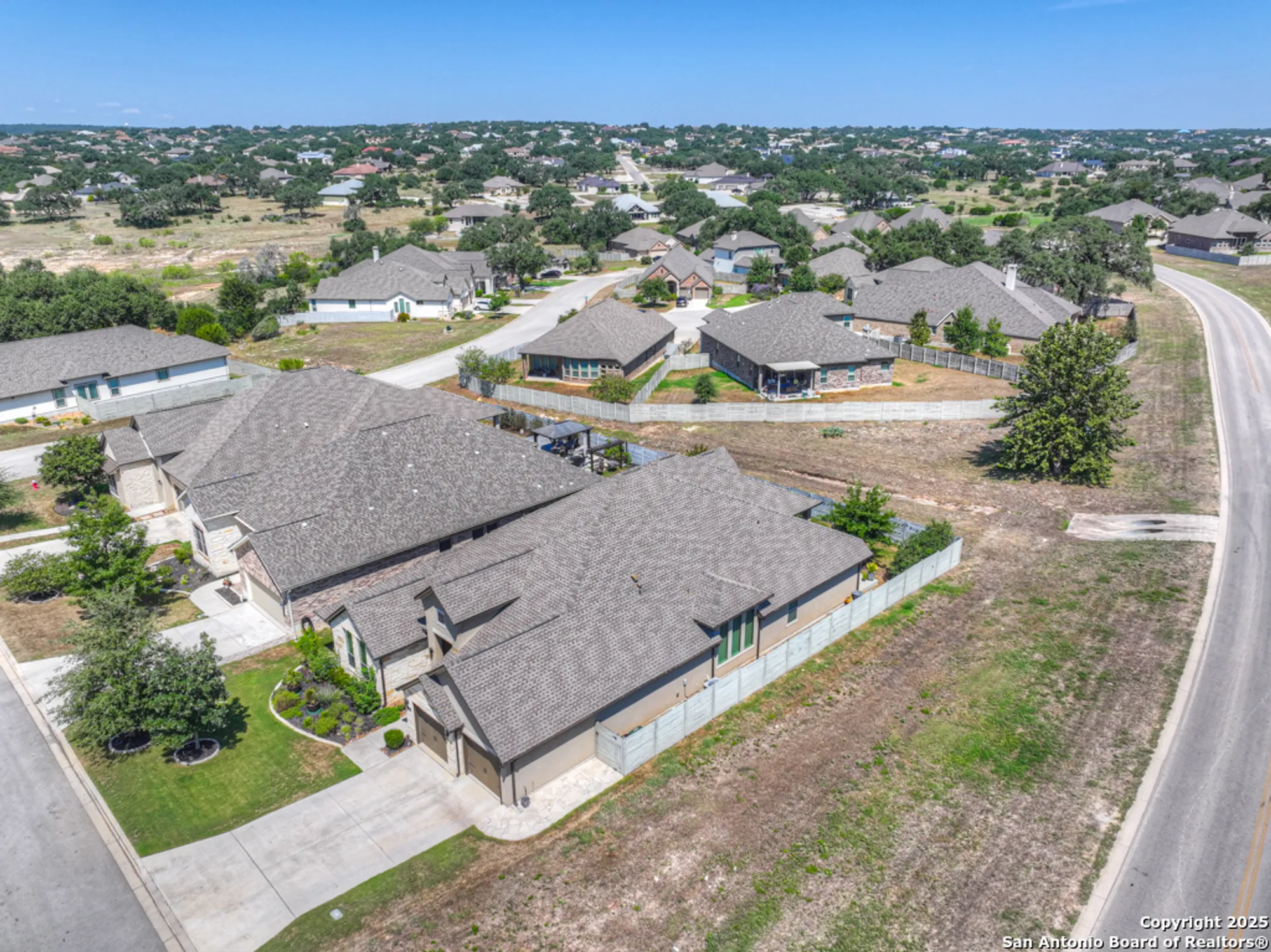 Property Slideshow image 43 of 63 | 1185 nutmeg trl, New Braunfels, TX, 78132