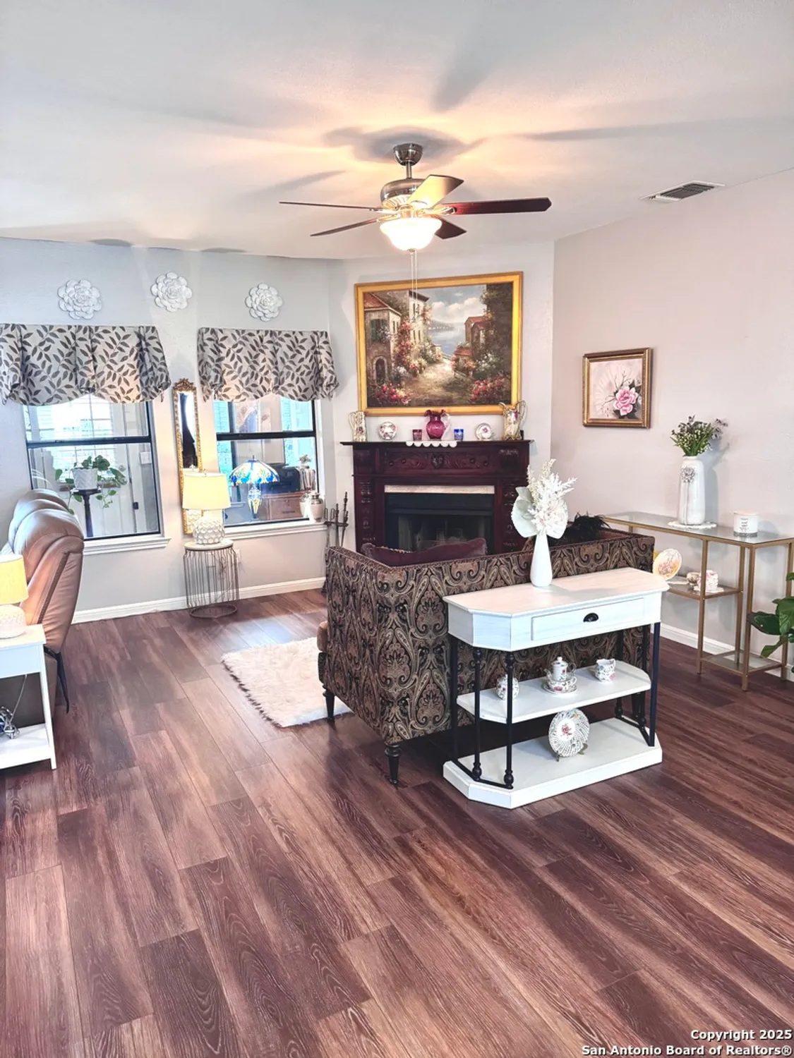 Property Slideshow image 8 of 47 | 3804 pheasant, Schertz, TX, 78108