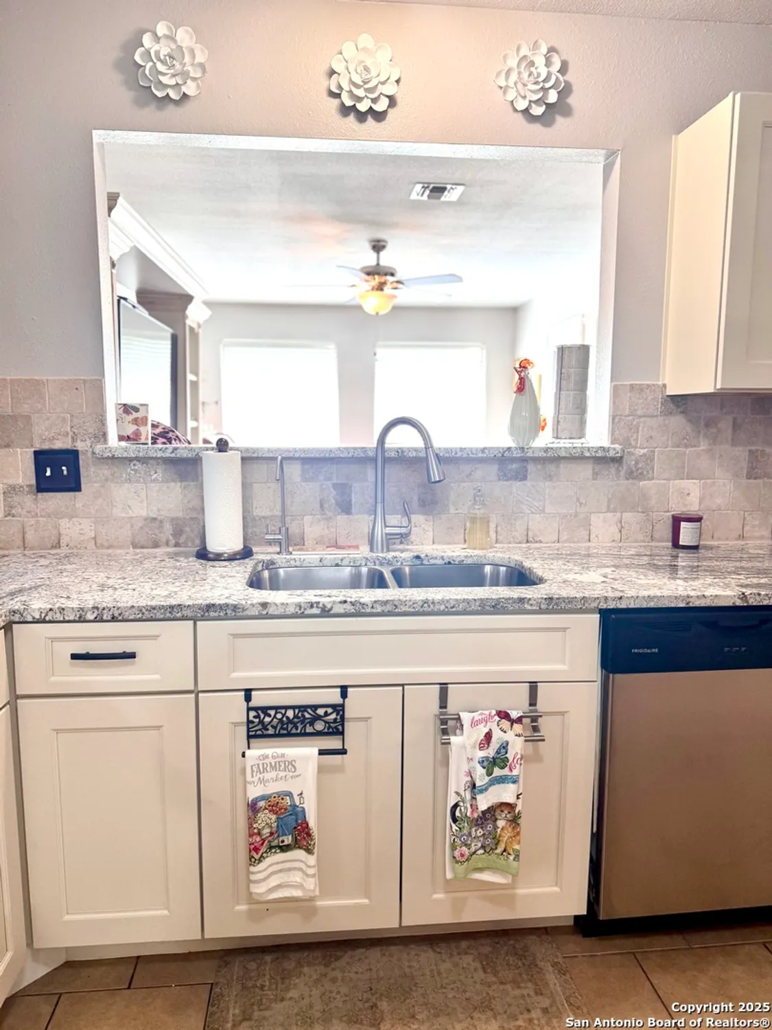 Property Slideshow image 19 of 47 | 3804 pheasant, Schertz, TX, 78108