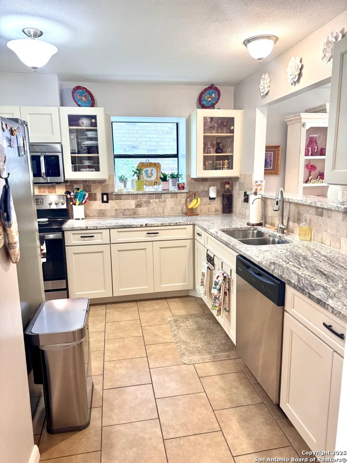 Property Slideshow image 18 of 47 | 3804 pheasant, Schertz, TX, 78108