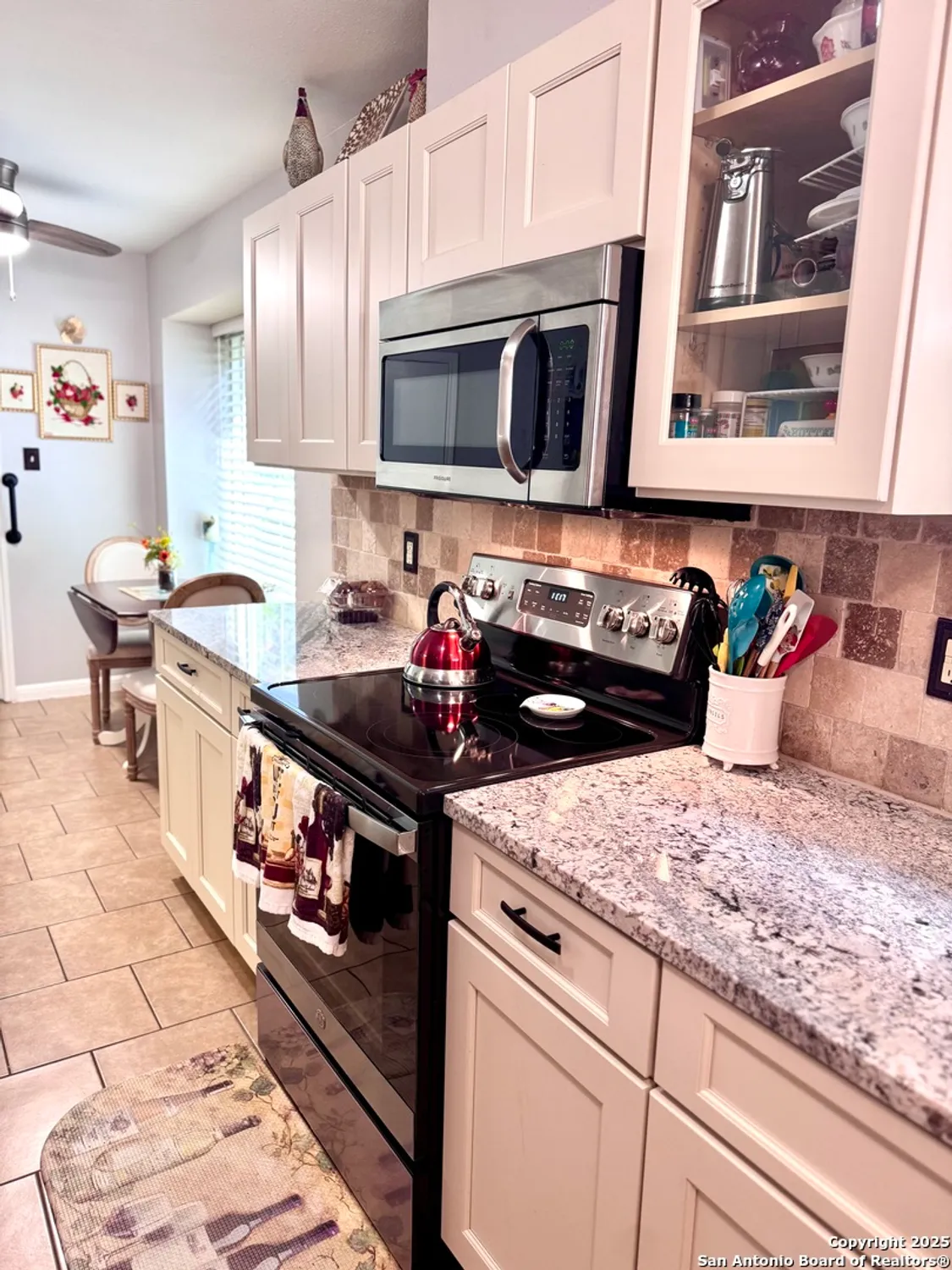 Property Slideshow image 20 of 47 | 3804 pheasant, Schertz, TX, 78108