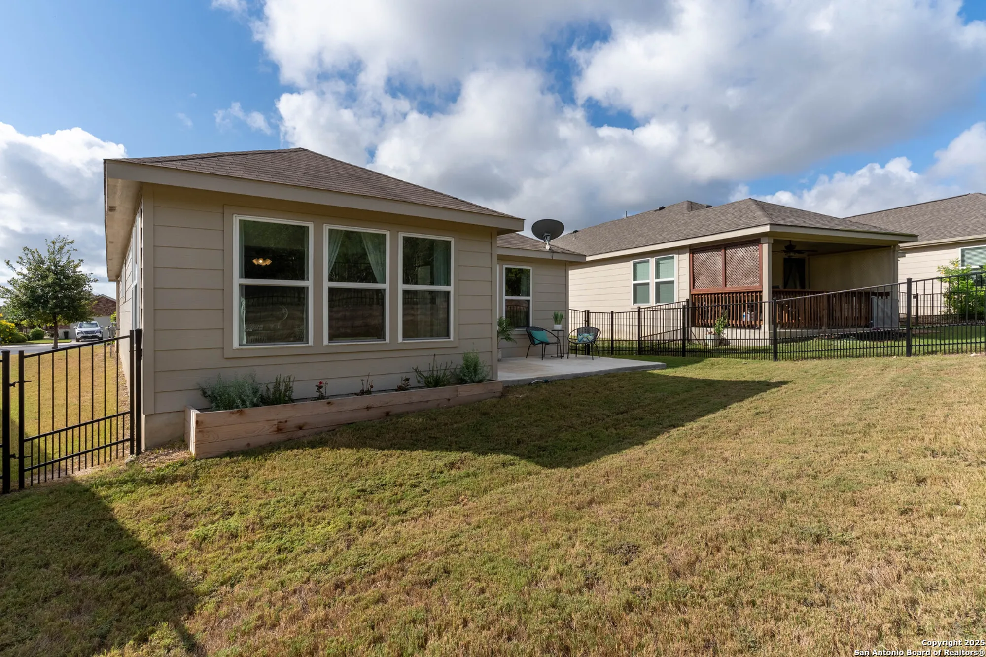 Property Slideshow image 33 of 37 | 13009 cache crk, San Antonio, TX, 78253