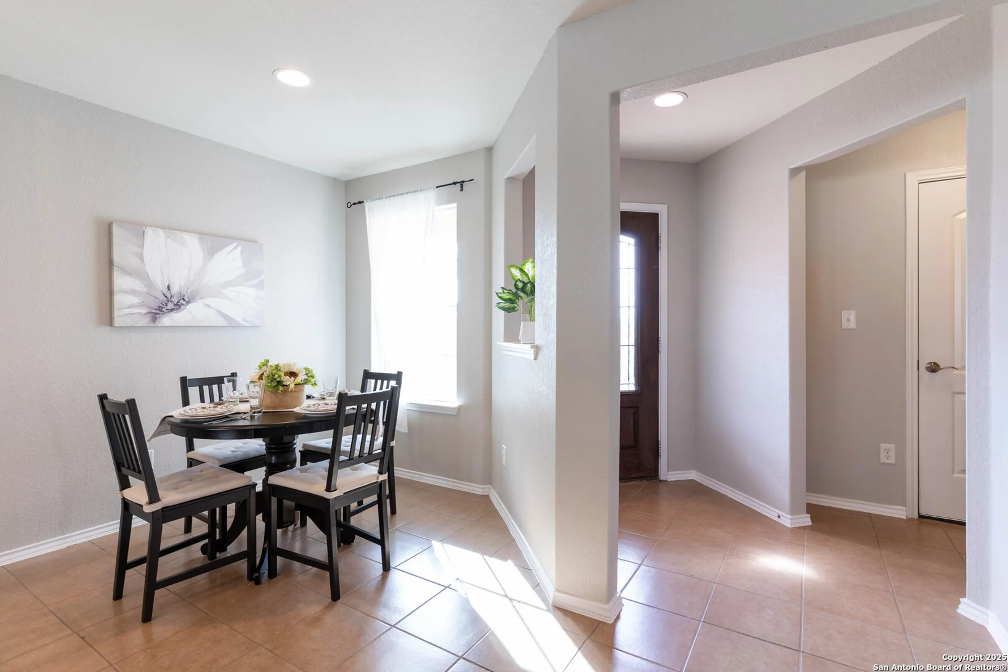 Property Slideshow image 5 of 37 | 13009 cache crk, San Antonio, TX, 78253