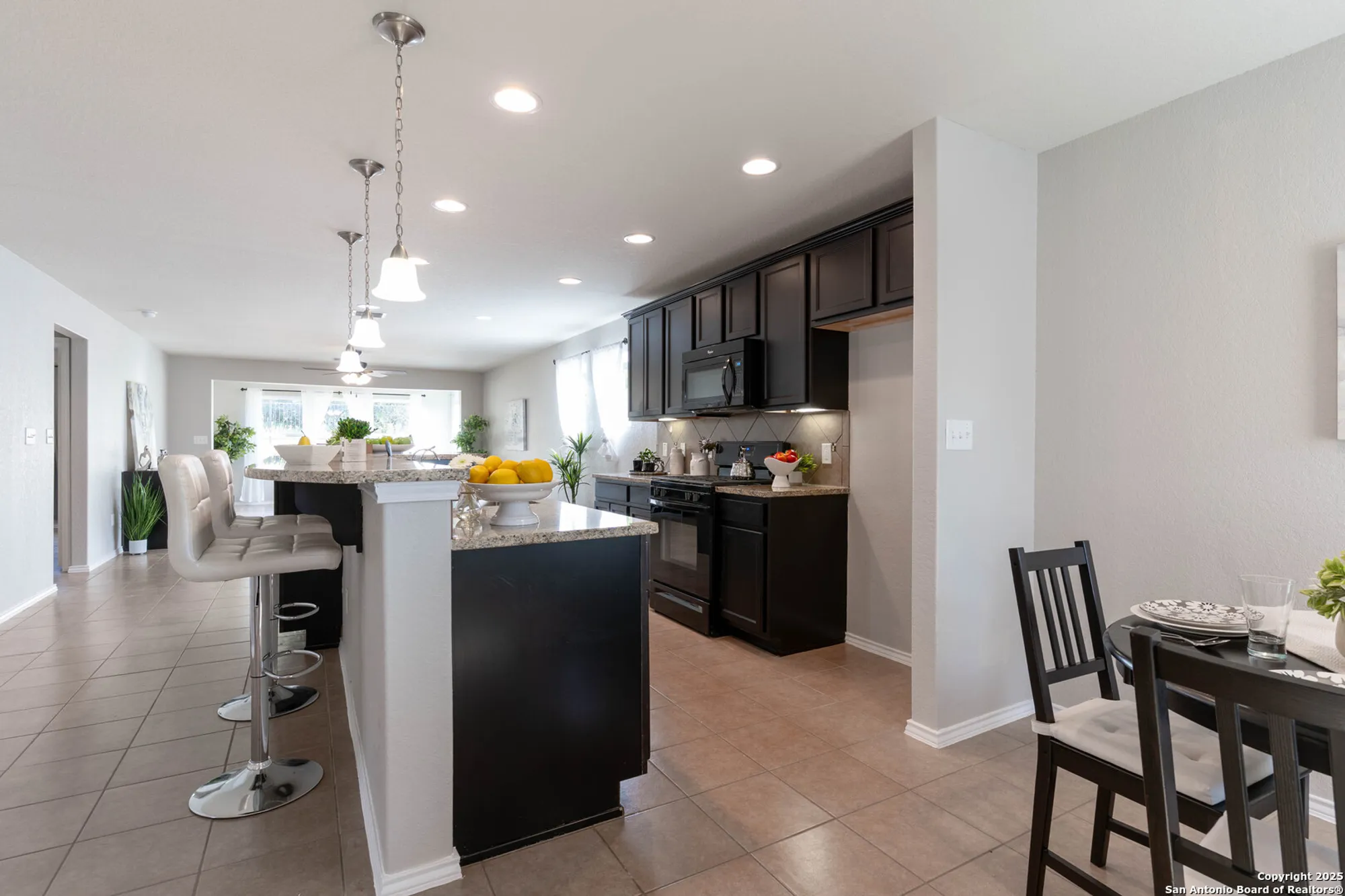 Property Slideshow image 6 of 37 | 13009 cache crk, San Antonio, TX, 78253