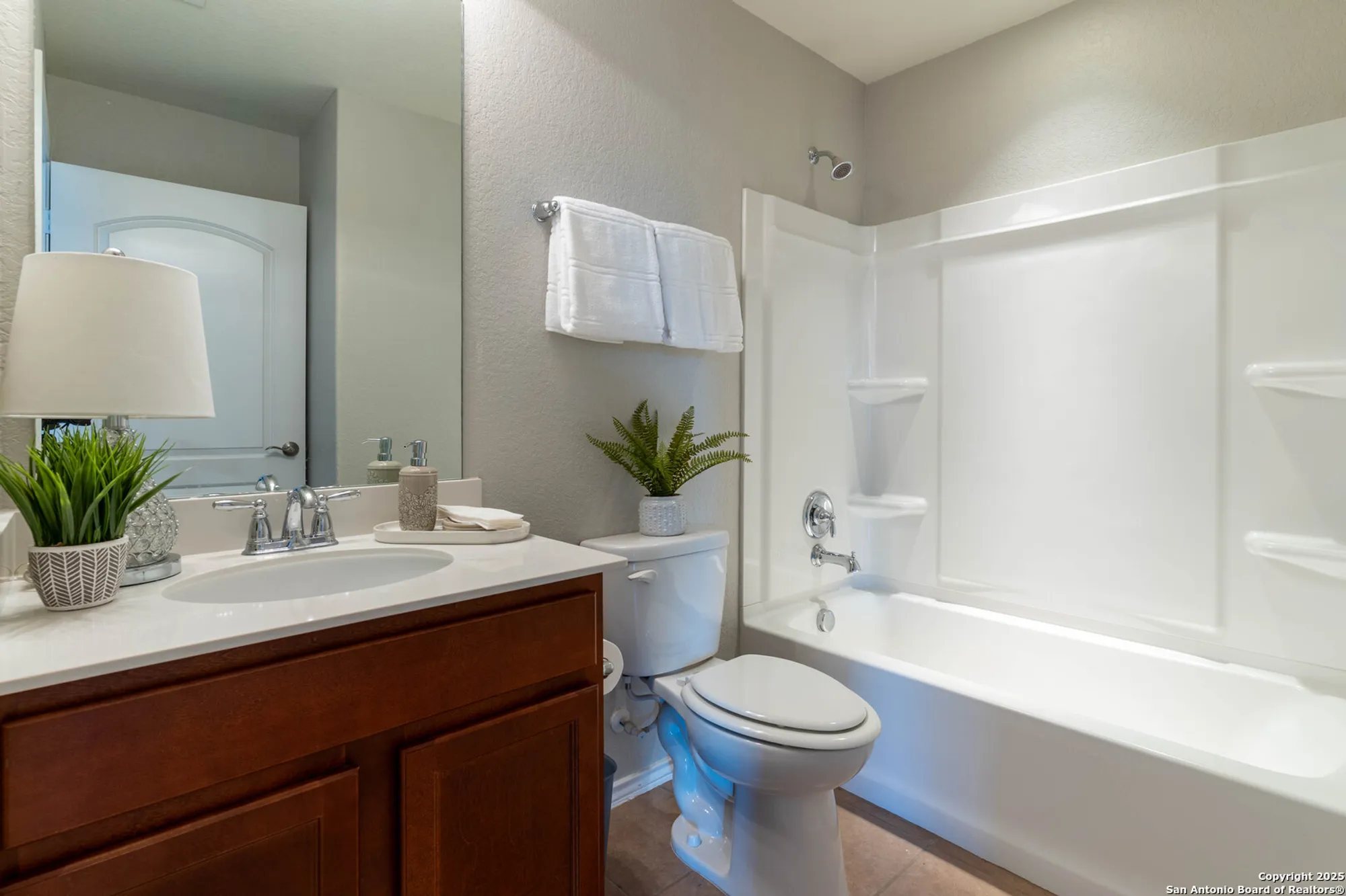 Property Slideshow image 30 of 37 | 13009 cache crk, San Antonio, TX, 78253