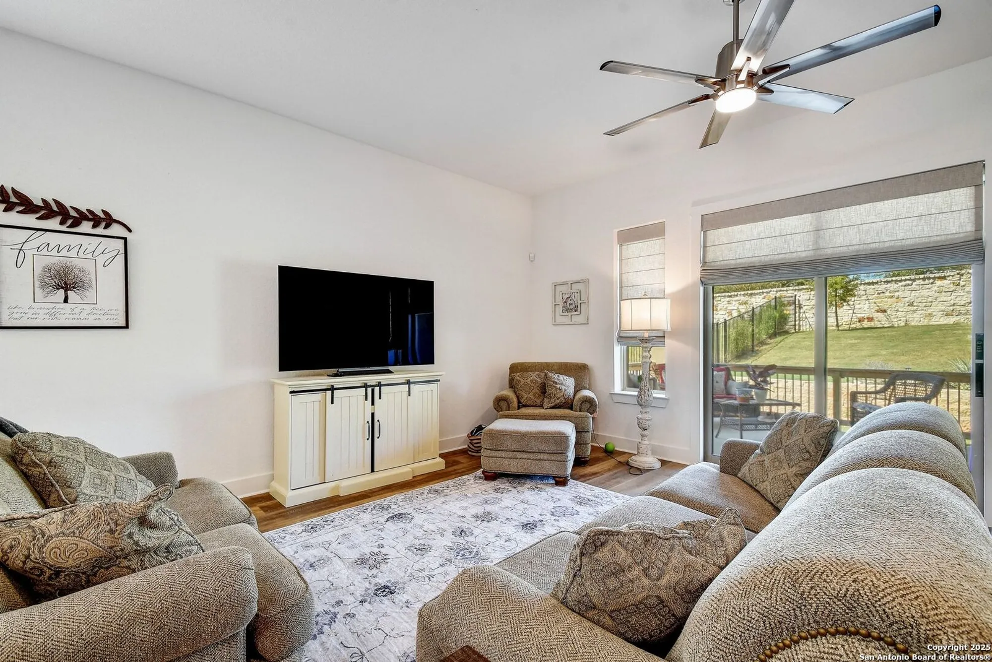 Property Slideshow image 12 of 49 | 140 sentido, Boerne, TX, 78006