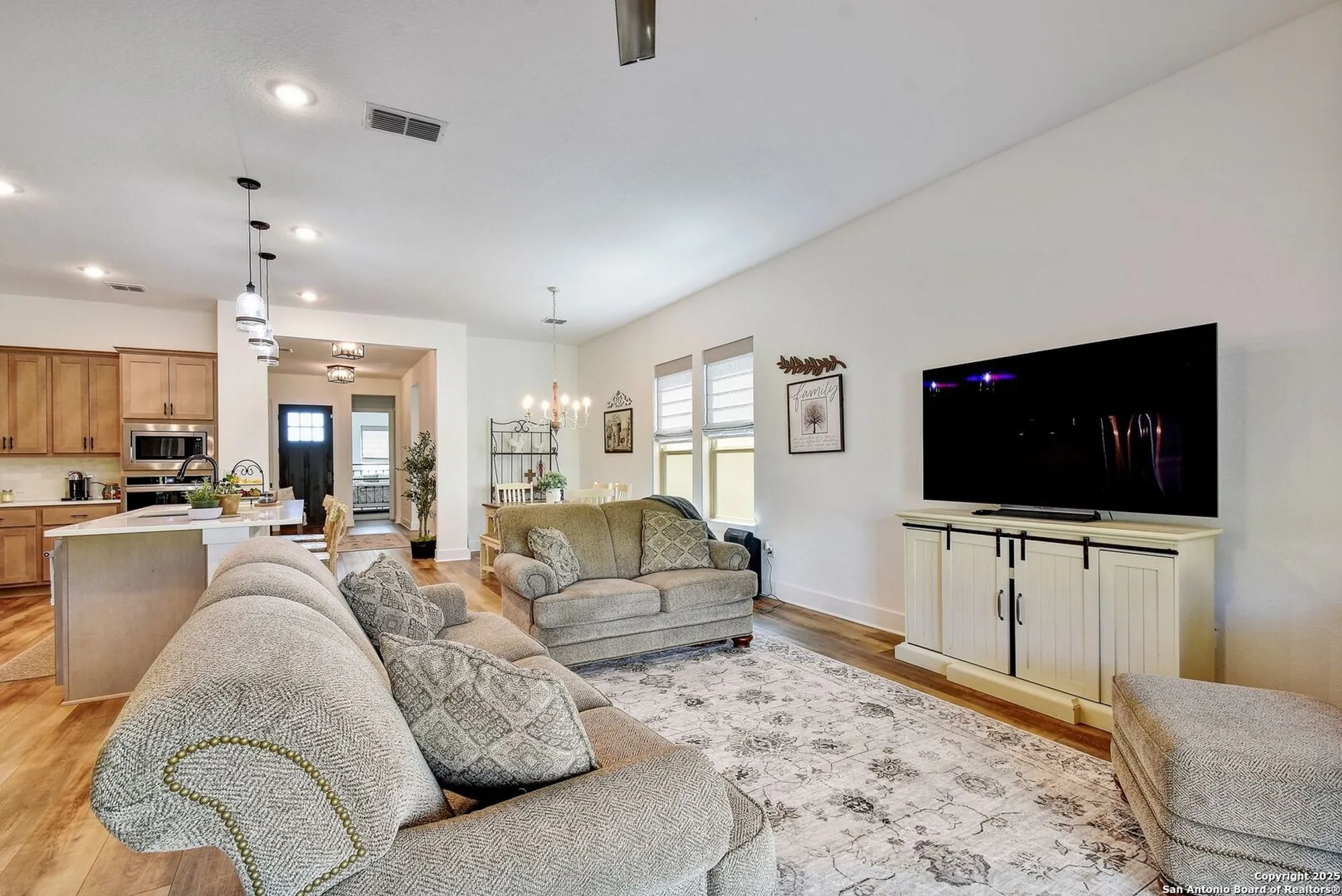 Property Slideshow image 13 of 49 | 140 sentido, Boerne, TX, 78006