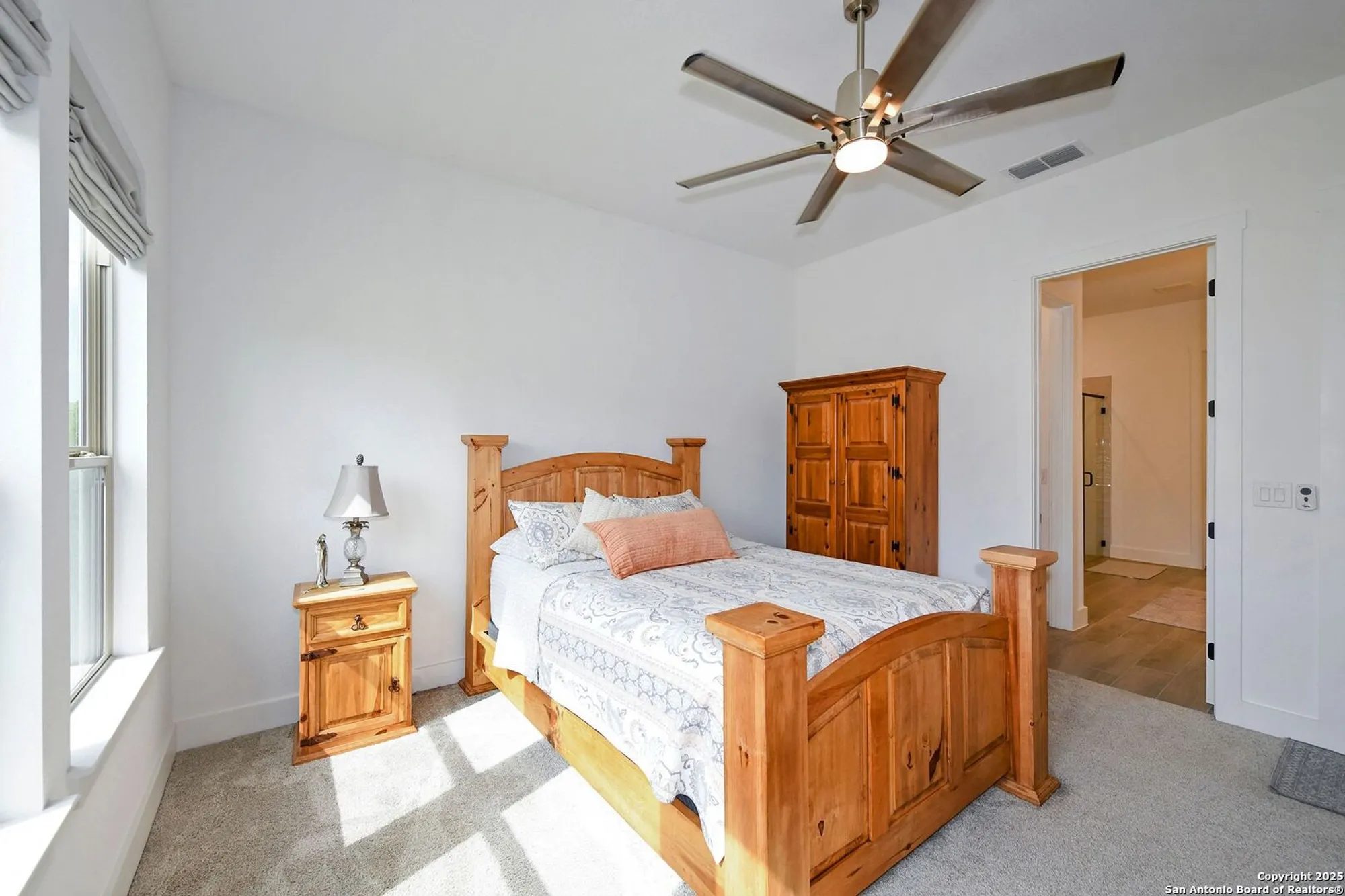 Property Slideshow image 16 of 49 | 140 sentido, Boerne, TX, 78006