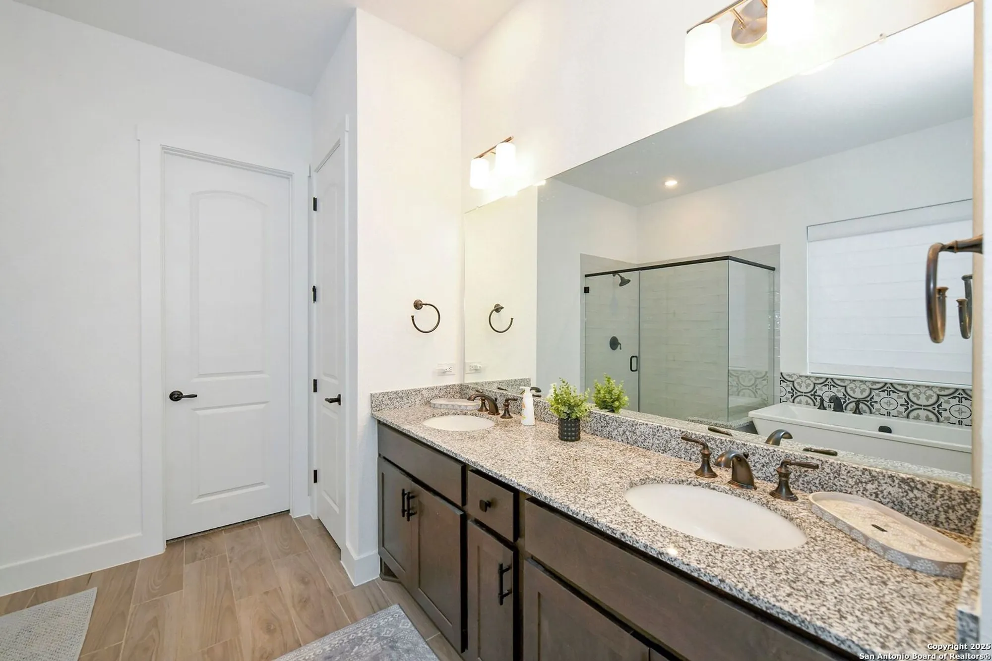 Property Slideshow image 17 of 49 | 140 sentido, Boerne, TX, 78006