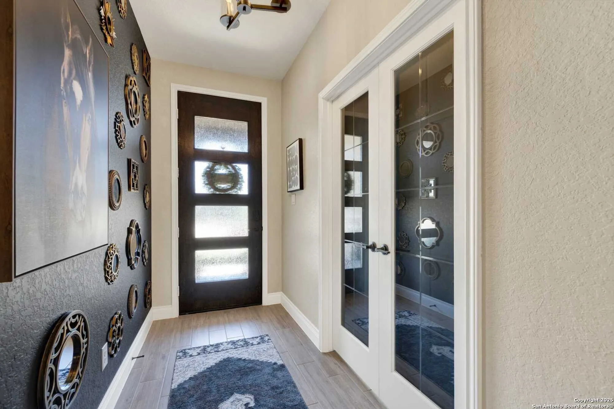 Property Slideshow image 5 of 41 | 2223 bluewood st, New Braunfels, TX, 78132