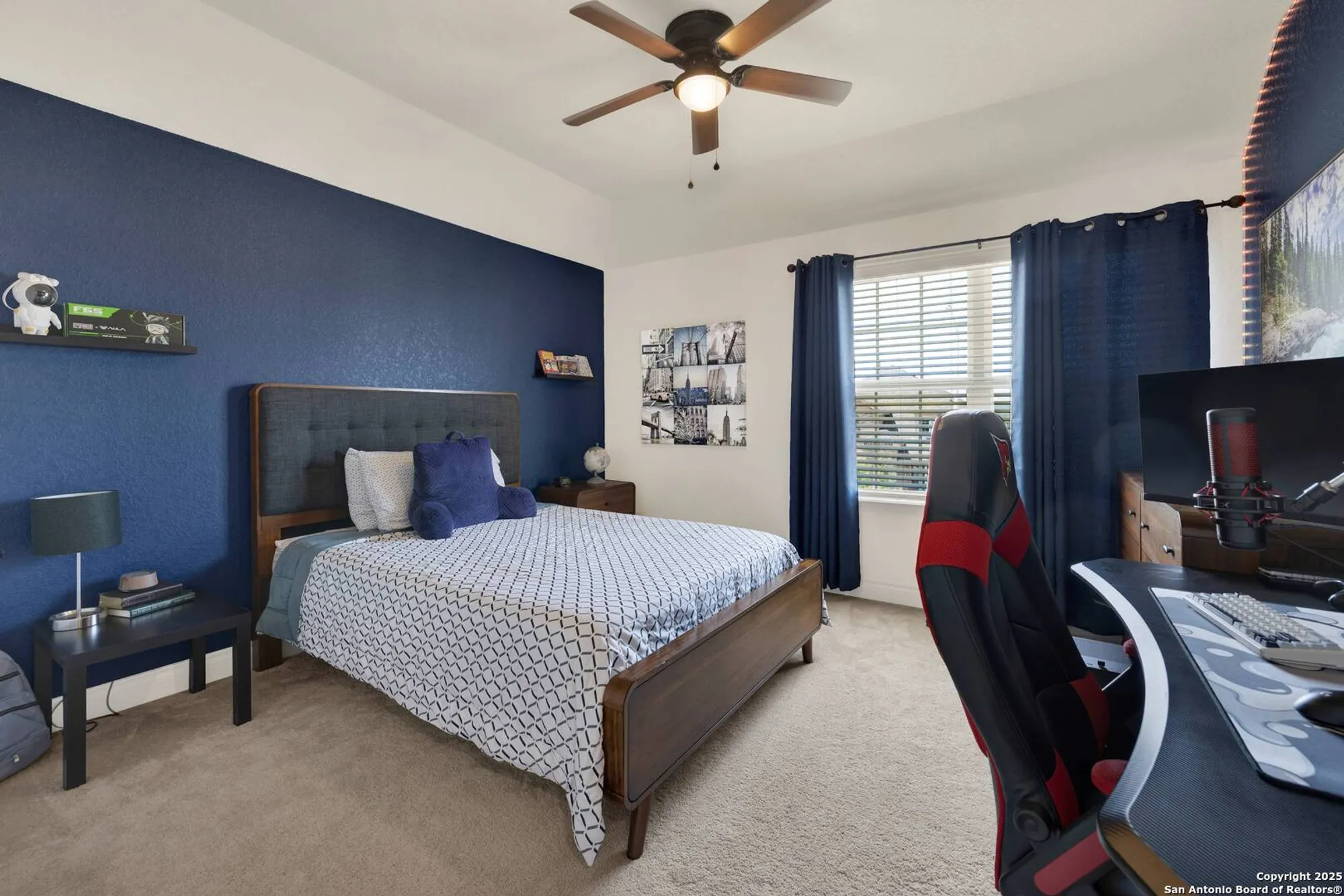Property Slideshow image 34 of 41 | 2223 bluewood st, New Braunfels, TX, 78132