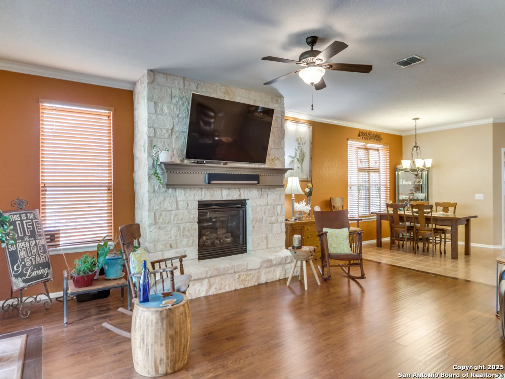 Property Slideshow image 7 of 27 | 12722 cascade hls, San Antonio, TX, 78253
