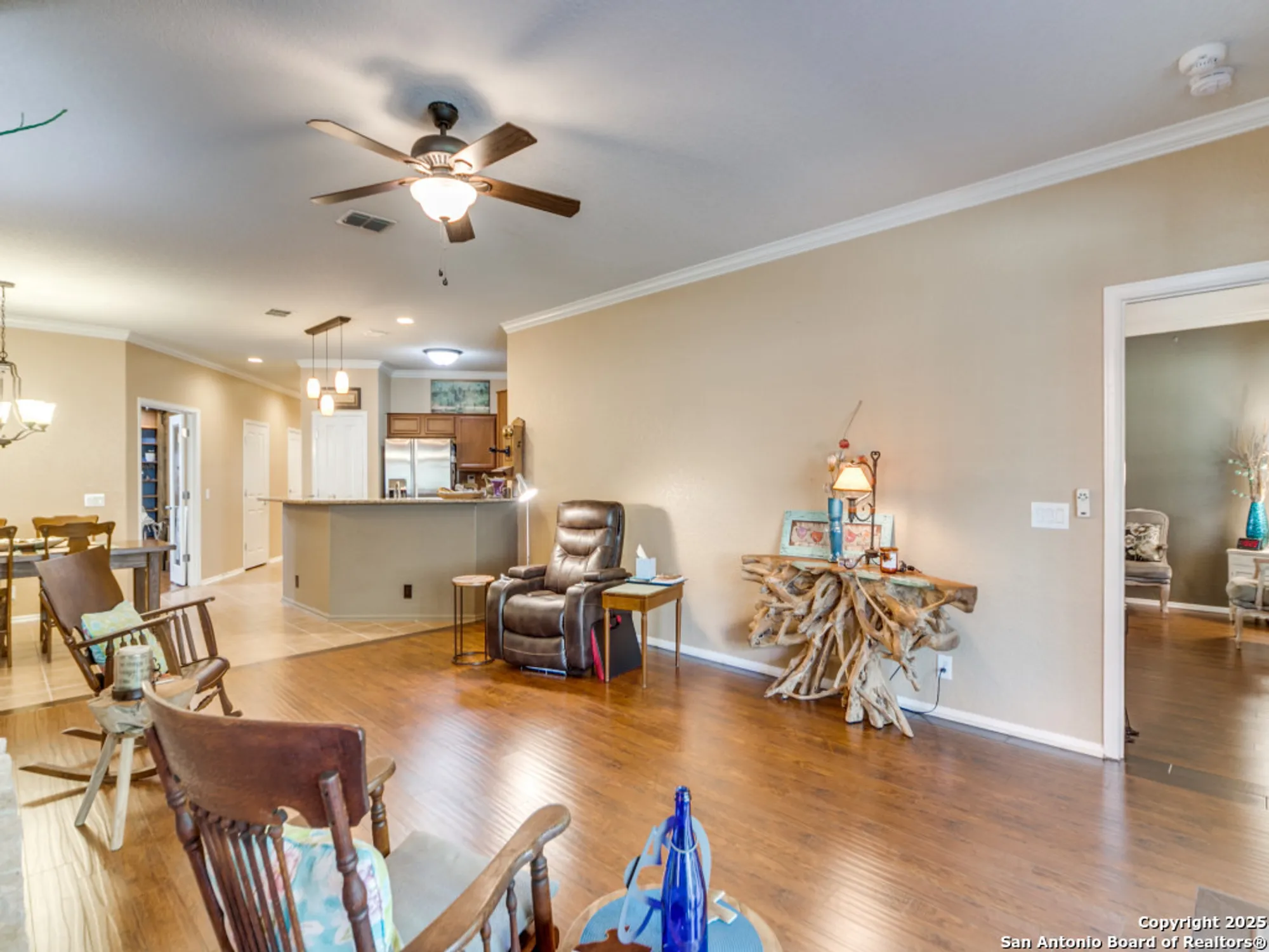 Property Slideshow image 9 of 27 | 12722 cascade hls, San Antonio, TX, 78253