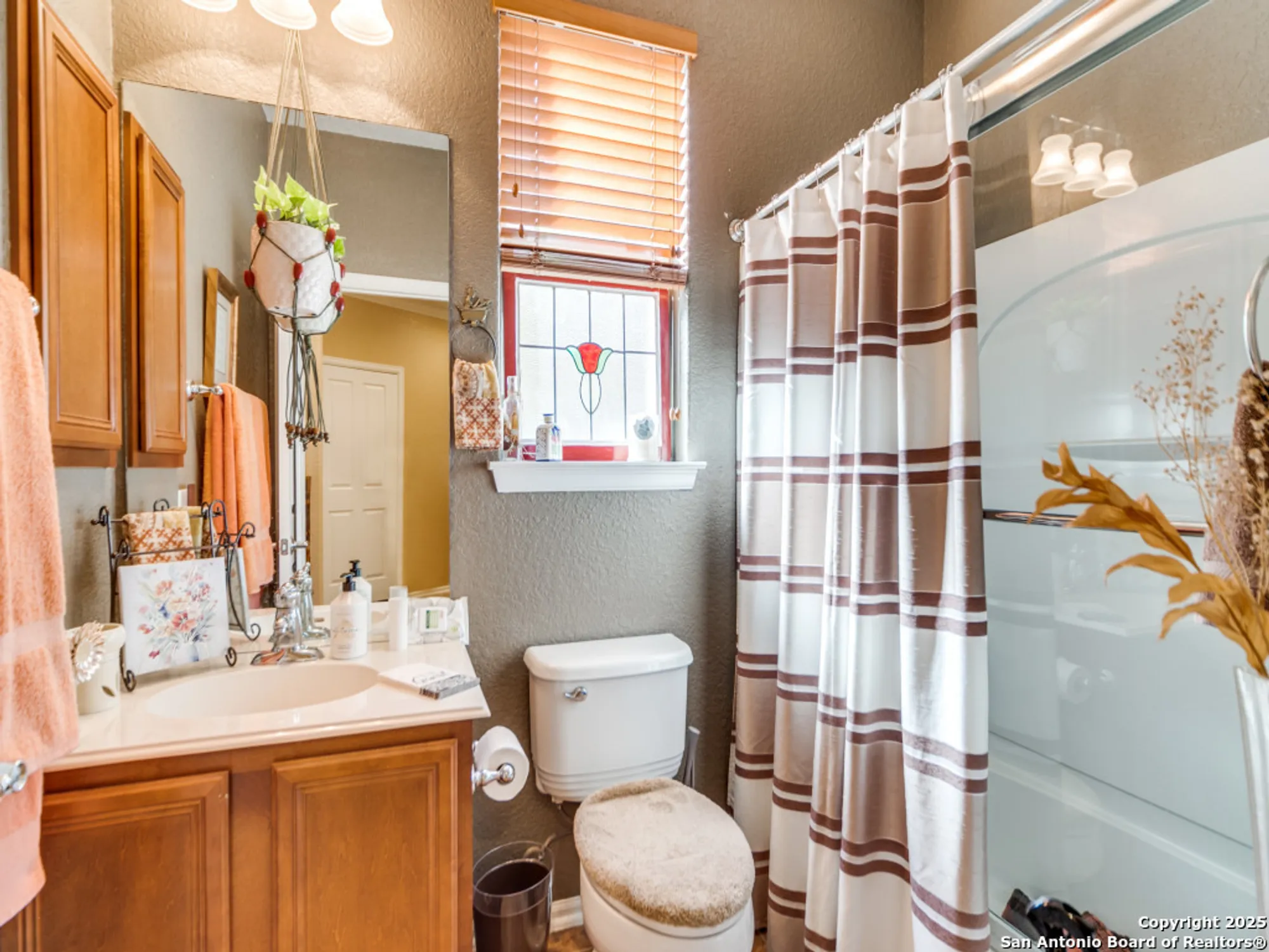 Property Slideshow image 18 of 27 | 12722 cascade hls, San Antonio, TX, 78253