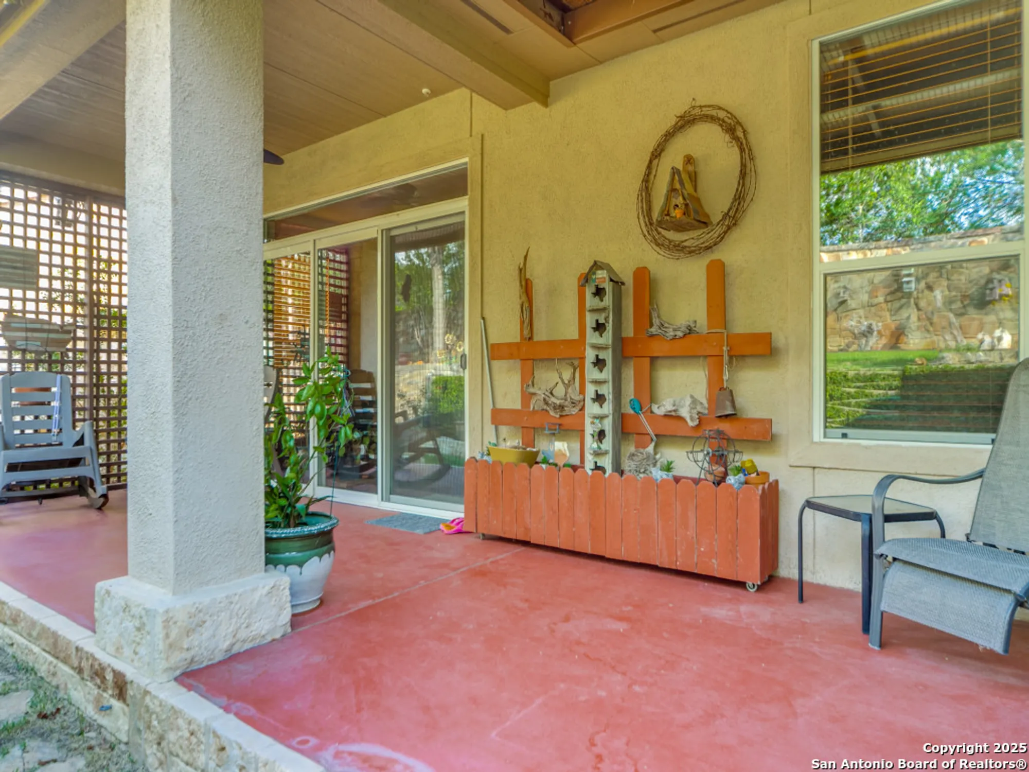 Property Slideshow image 24 of 27 | 12722 cascade hls, San Antonio, TX, 78253