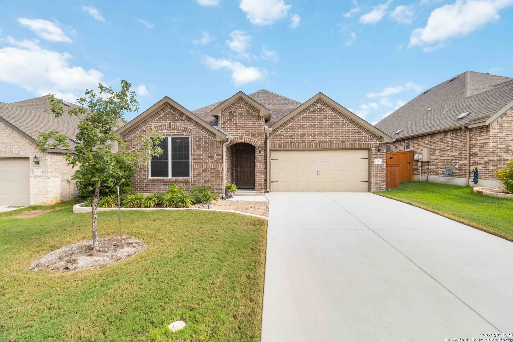 Property Slideshow image 1 of 30 | 2283 gran cielo trl, New Braunfels, TX, 78132