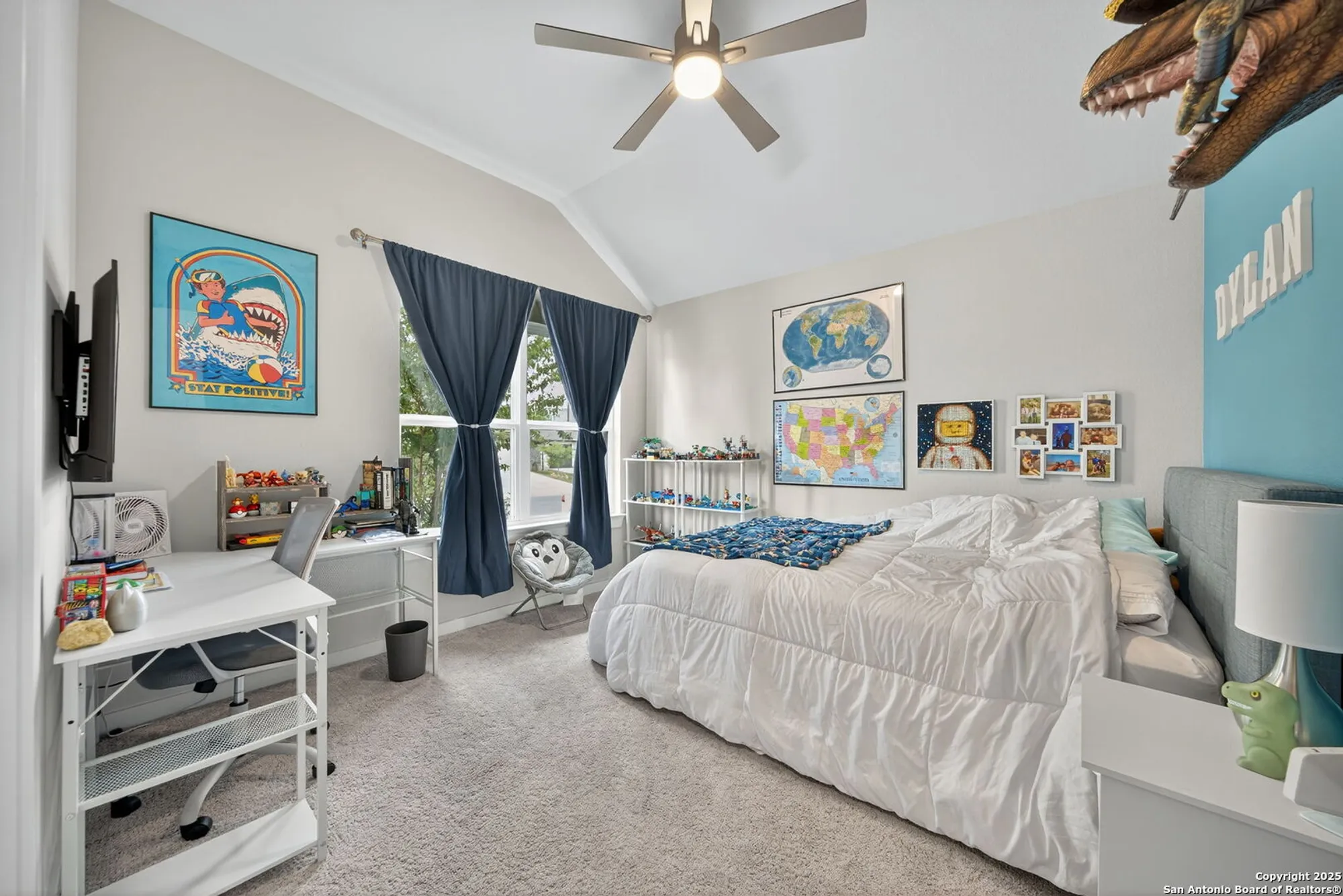 Property Slideshow image 4 of 25 | 2227 quince ave, New Braunfels, TX, 78132