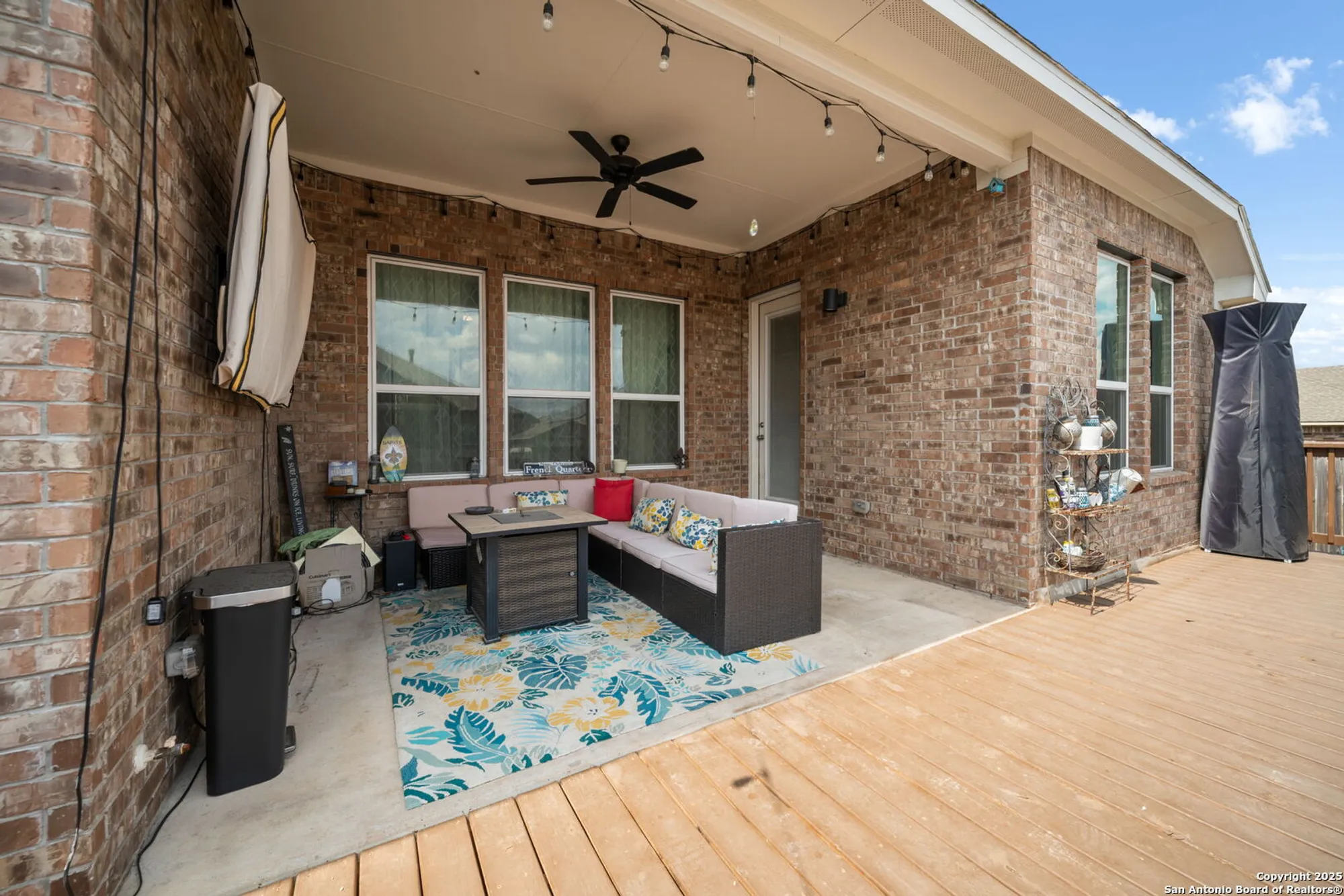 Property Slideshow image 23 of 25 | 2227 quince ave, New Braunfels, TX, 78132