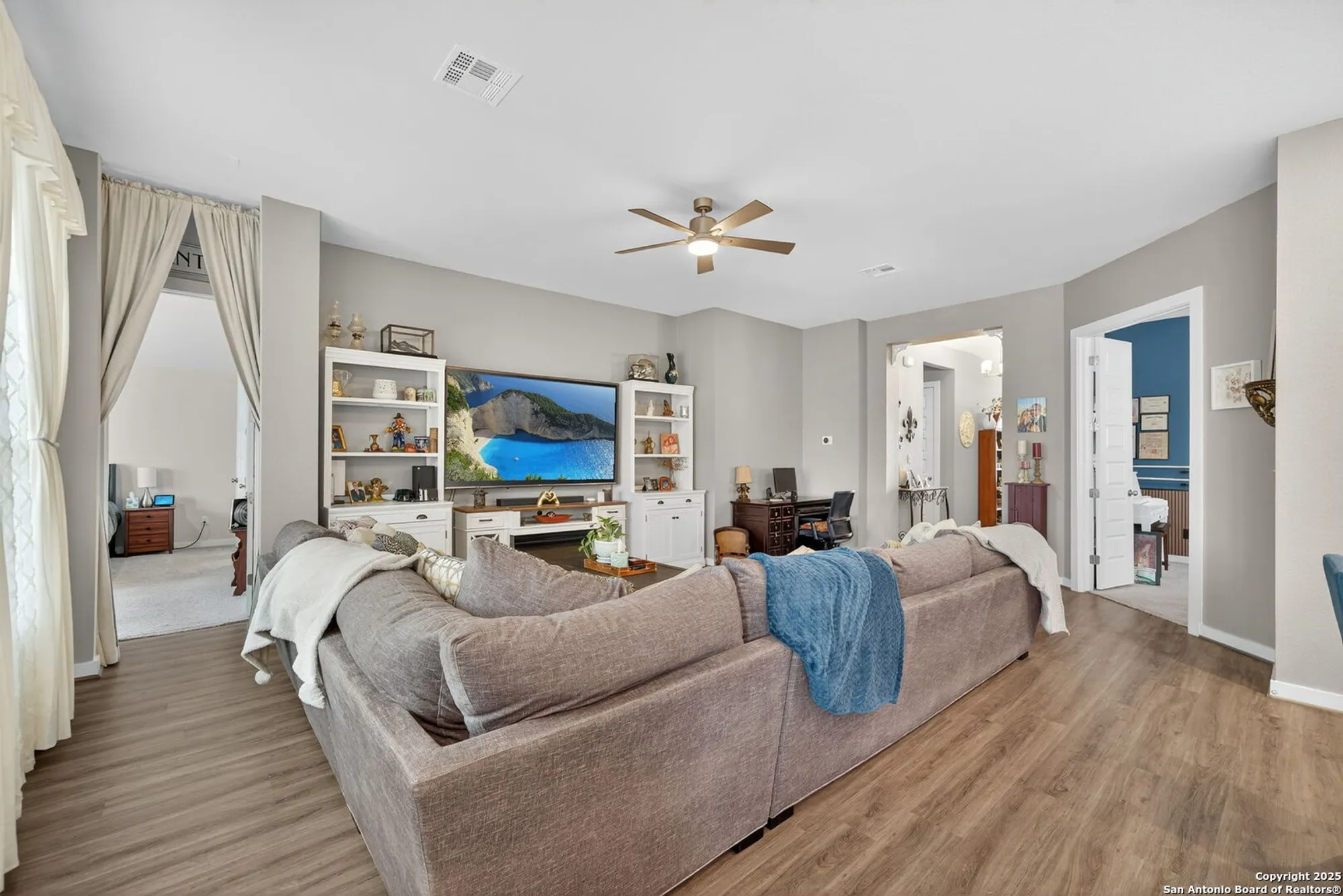 Property Slideshow image 10 of 25 | 2227 quince ave, New Braunfels, TX, 78132