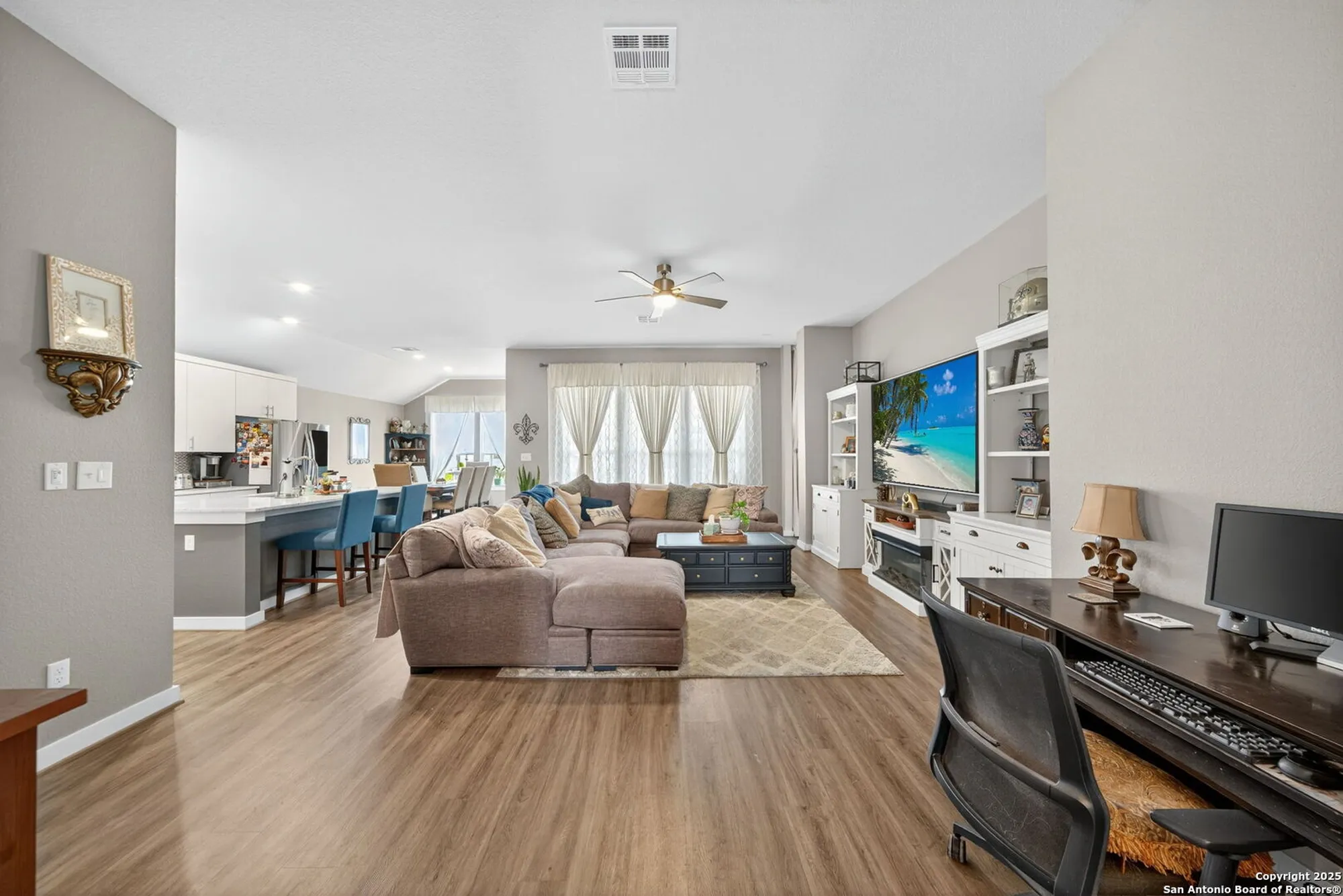 Property Slideshow image 11 of 25 | 2227 quince ave, New Braunfels, TX, 78132