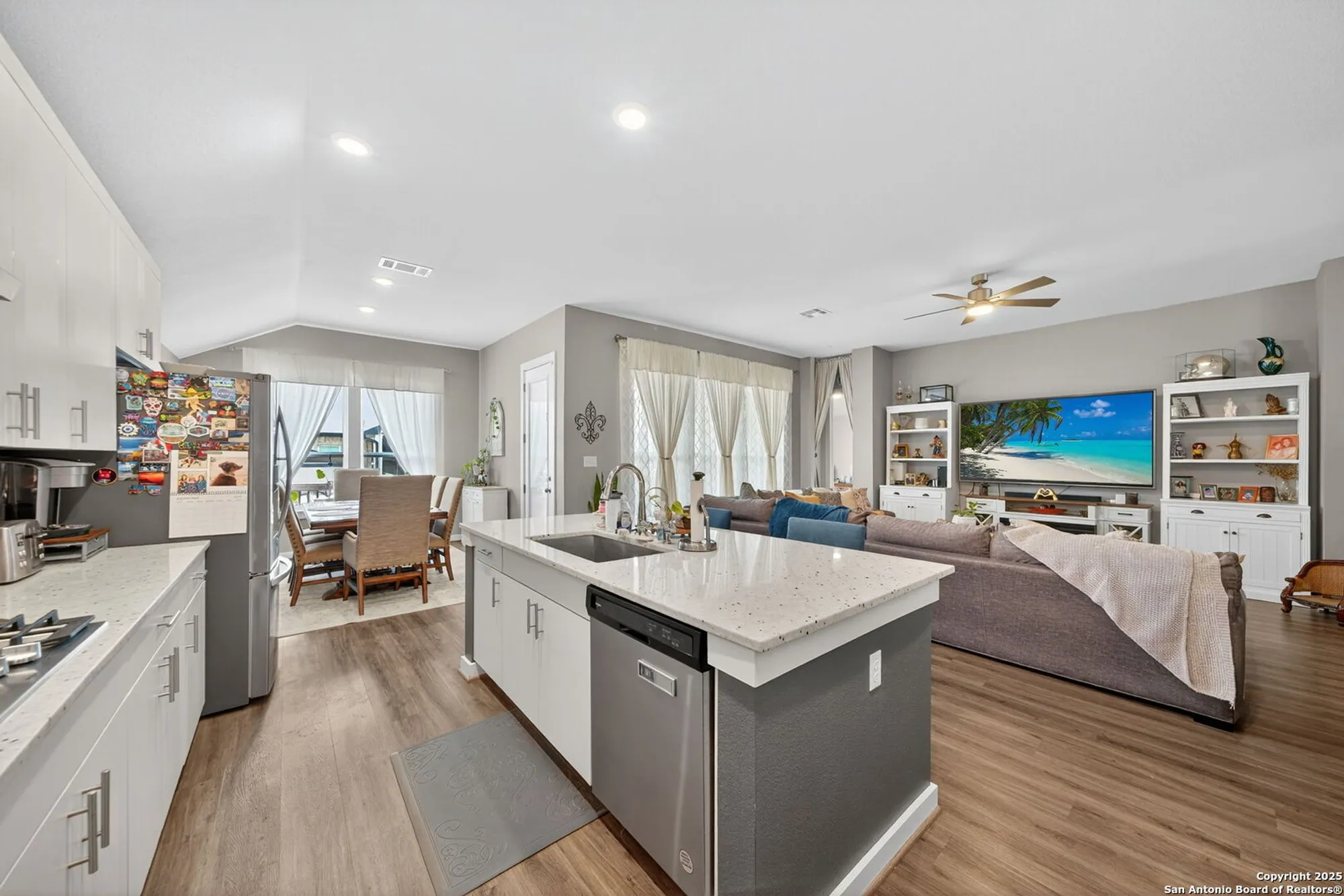 Property Slideshow image 13 of 25 | 2227 quince ave, New Braunfels, TX, 78132