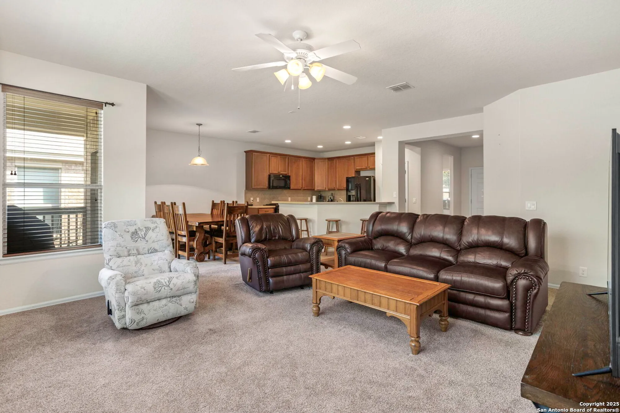 Property Slideshow image 7 of 25 | 12435 modena bay, San Antonio, TX, 78253