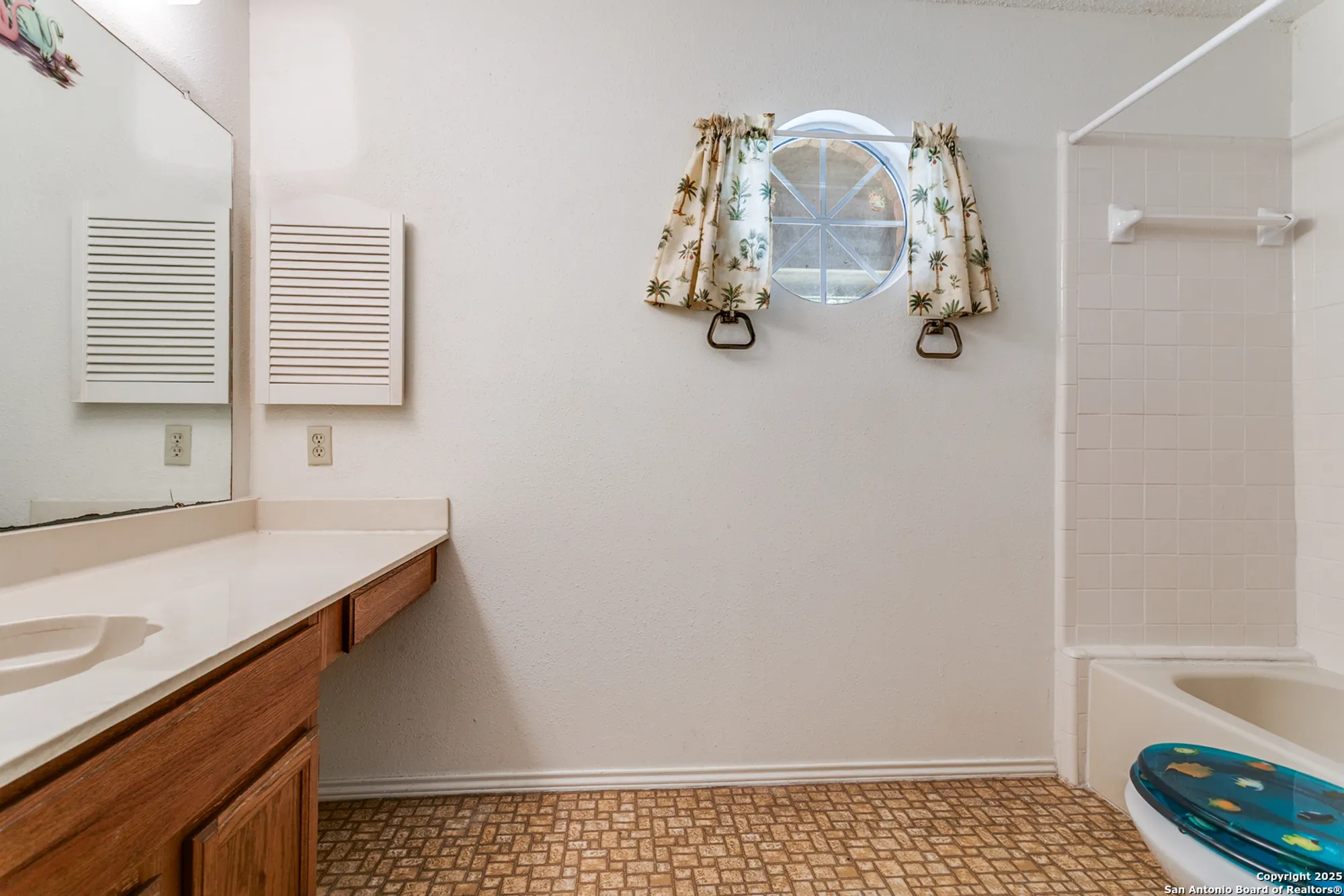 Property Slideshow image 18 of 25 | 3629 fox run, Schertz, TX, 78108