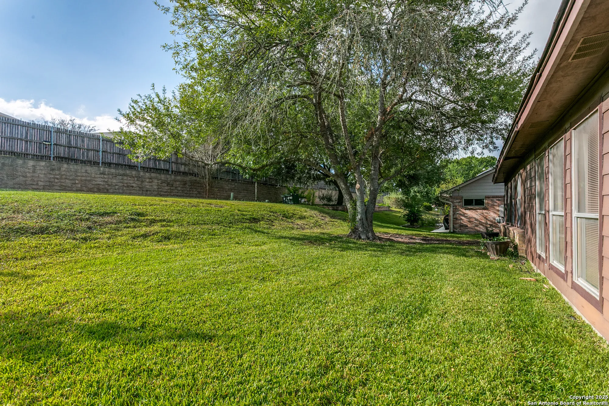 Property Slideshow image 23 of 25 | 3629 fox run, Schertz, TX, 78108