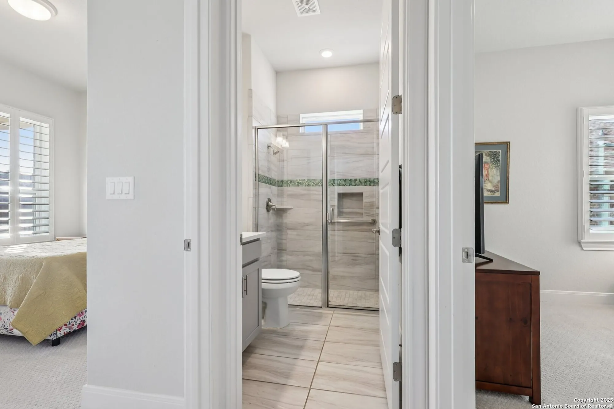 Property Slideshow image 9 of 62 | 22911 grande vis, San Antonio, TX, 78261