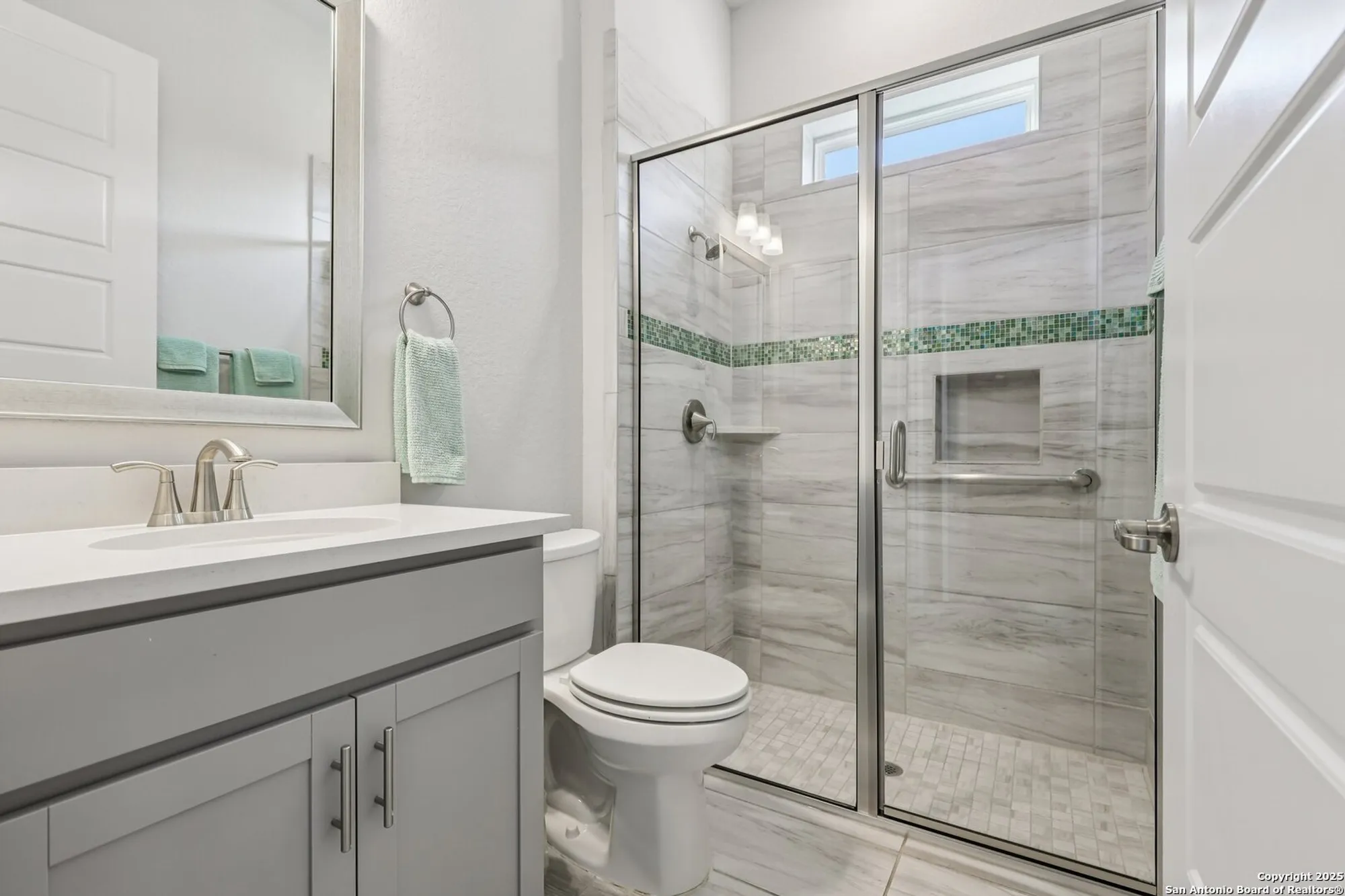 Property Slideshow image 10 of 62 | 22911 grande vis, San Antonio, TX, 78261