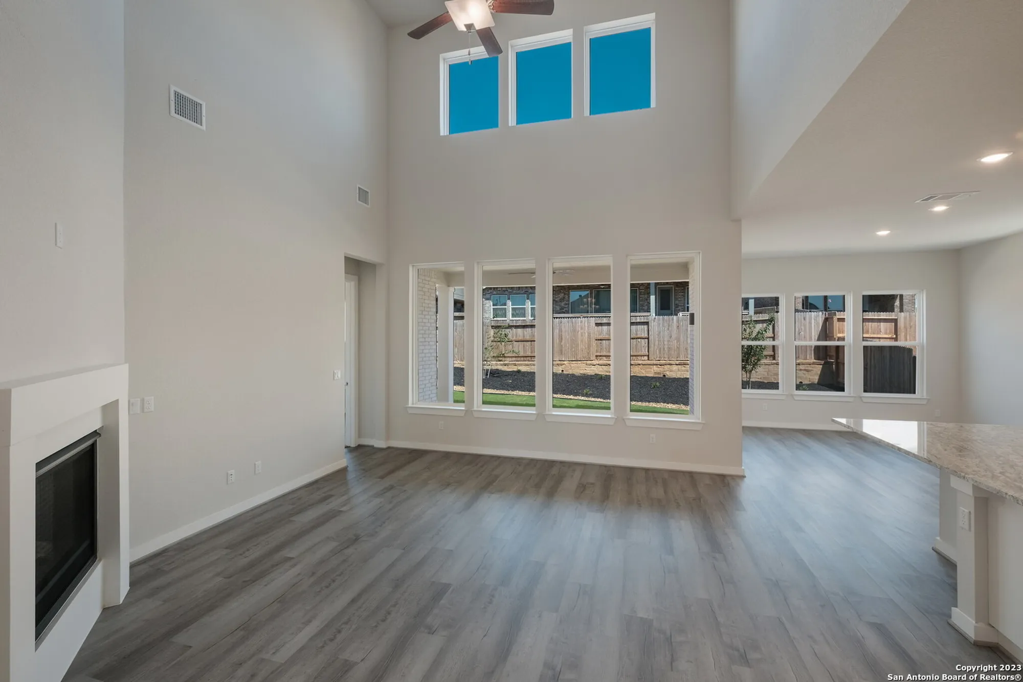 Property Slideshow image 5 of 43 | 2240 sur ave, New Braunfels, TX, 78132