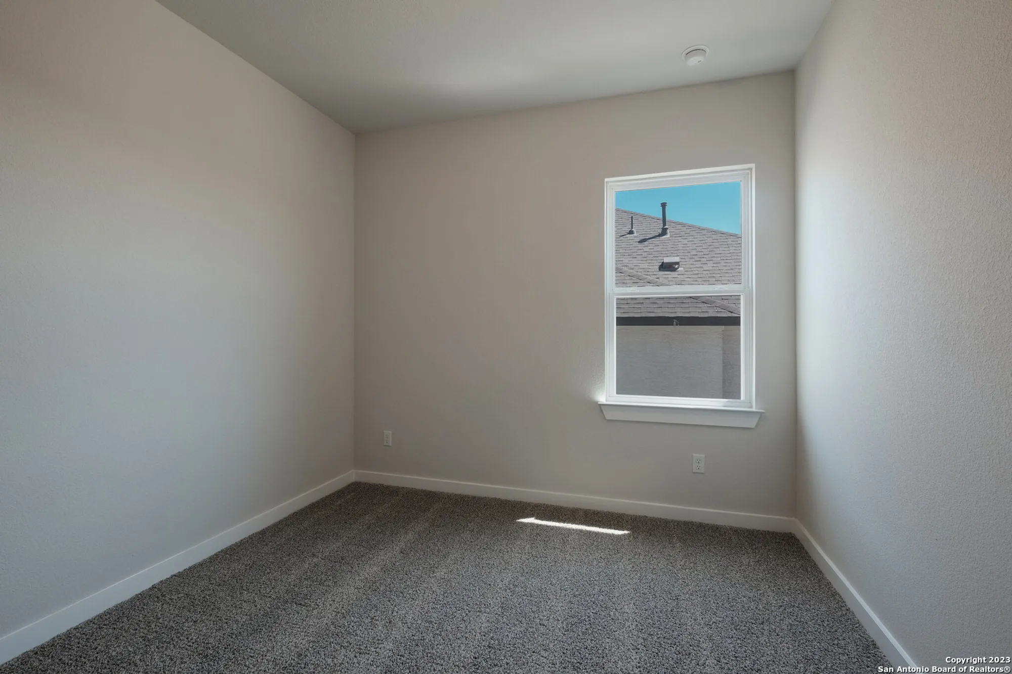 Property Slideshow image 23 of 43 | 2240 sur ave, New Braunfels, TX, 78132