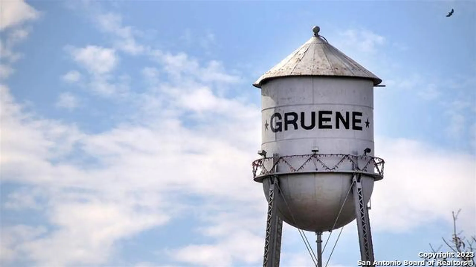 Property Slideshow image 13 of 18 | 375 borchers blvd, New Braunfels, TX, 78132